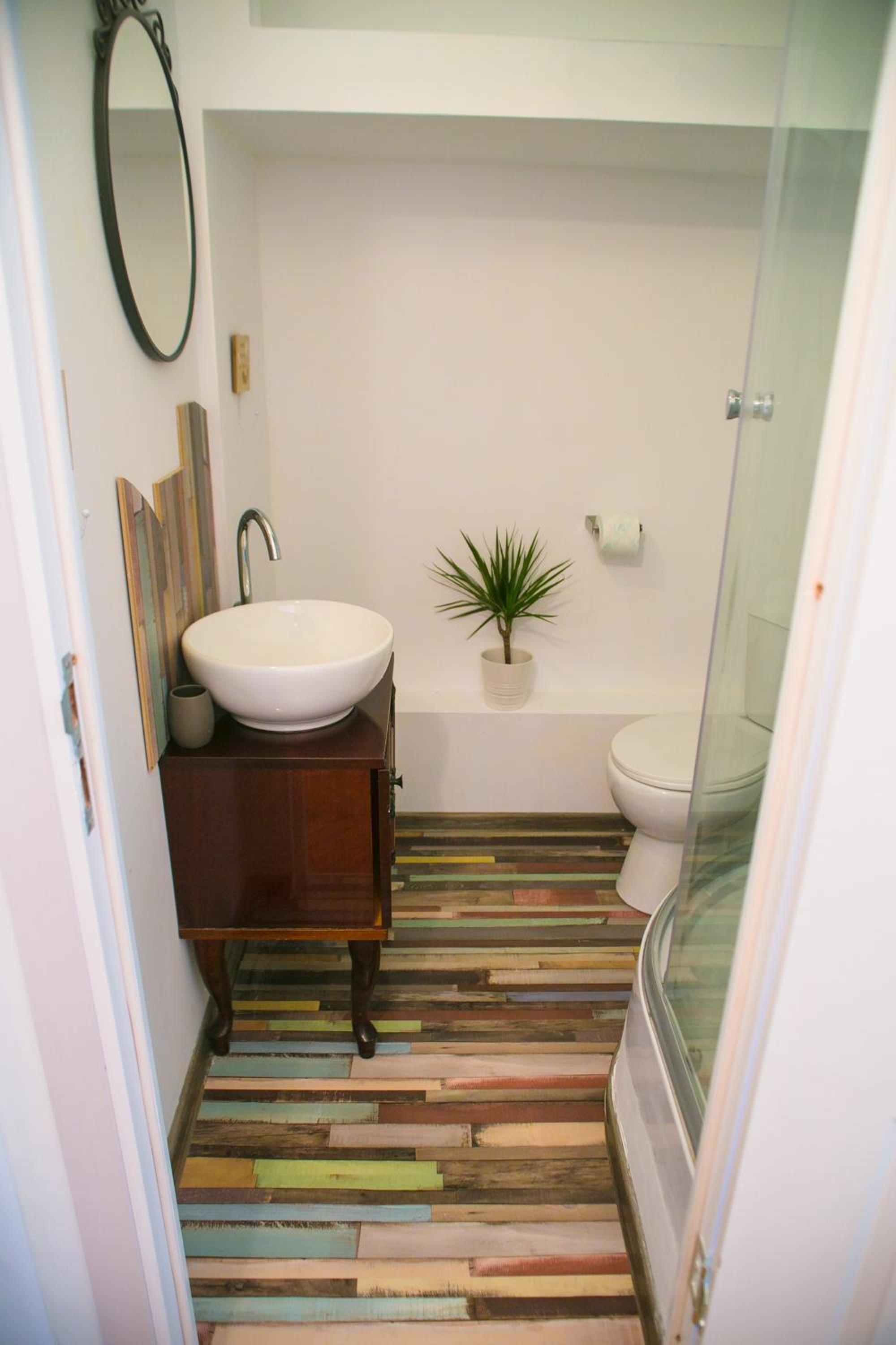 Studio Apartment - Photo 13