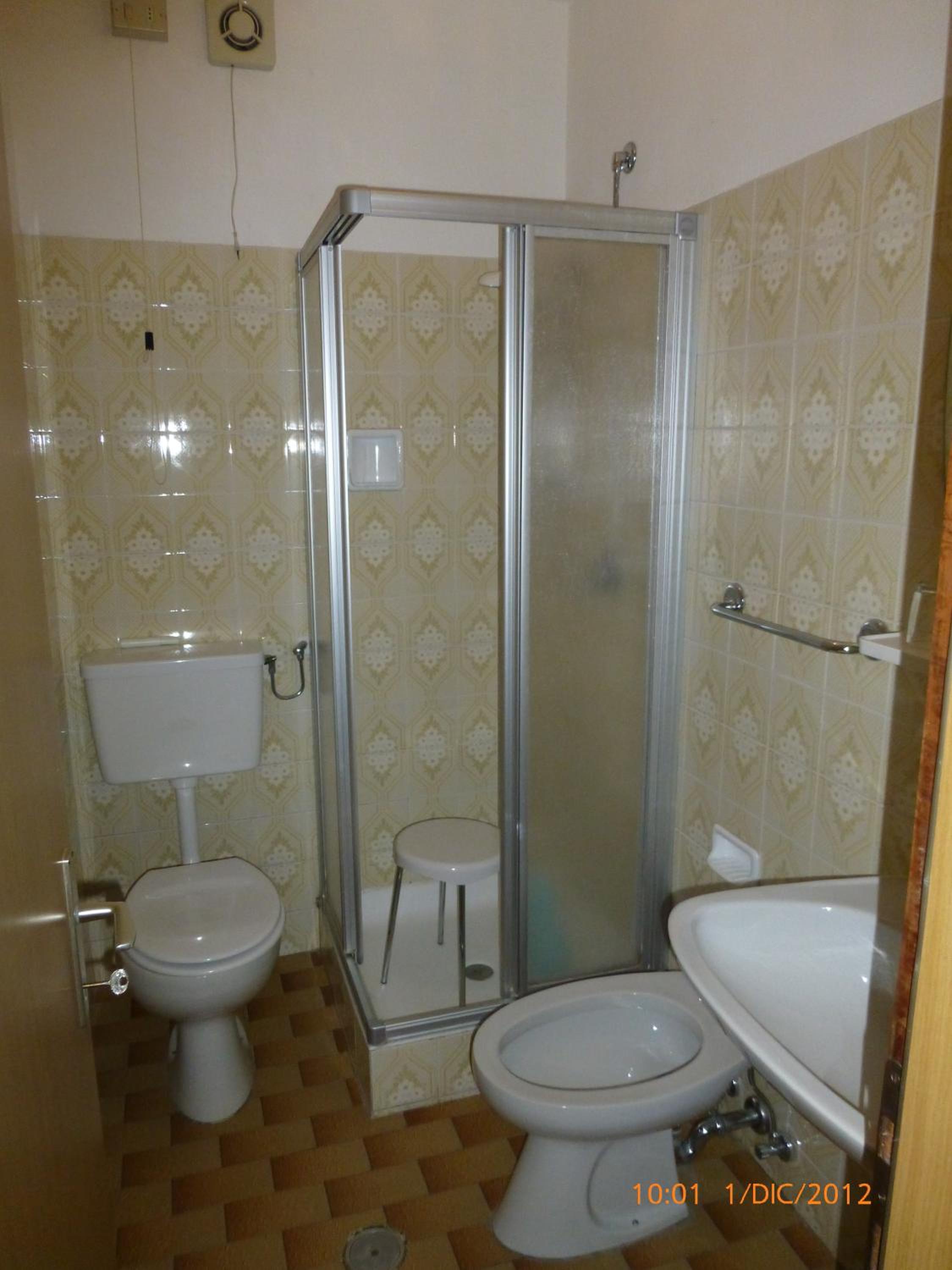Double or Twin Room - Photo 2