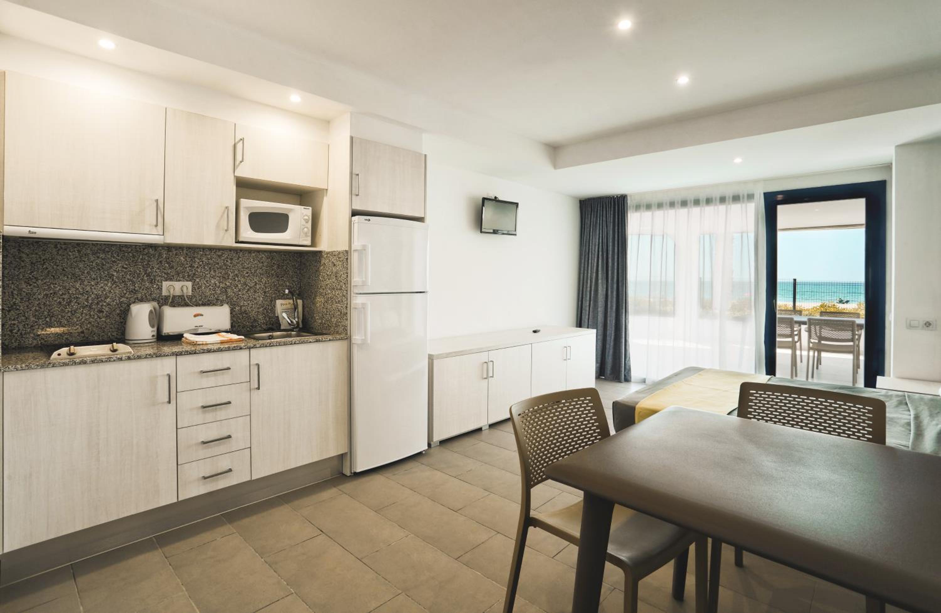 Superior Studio  with Sea View photo 2