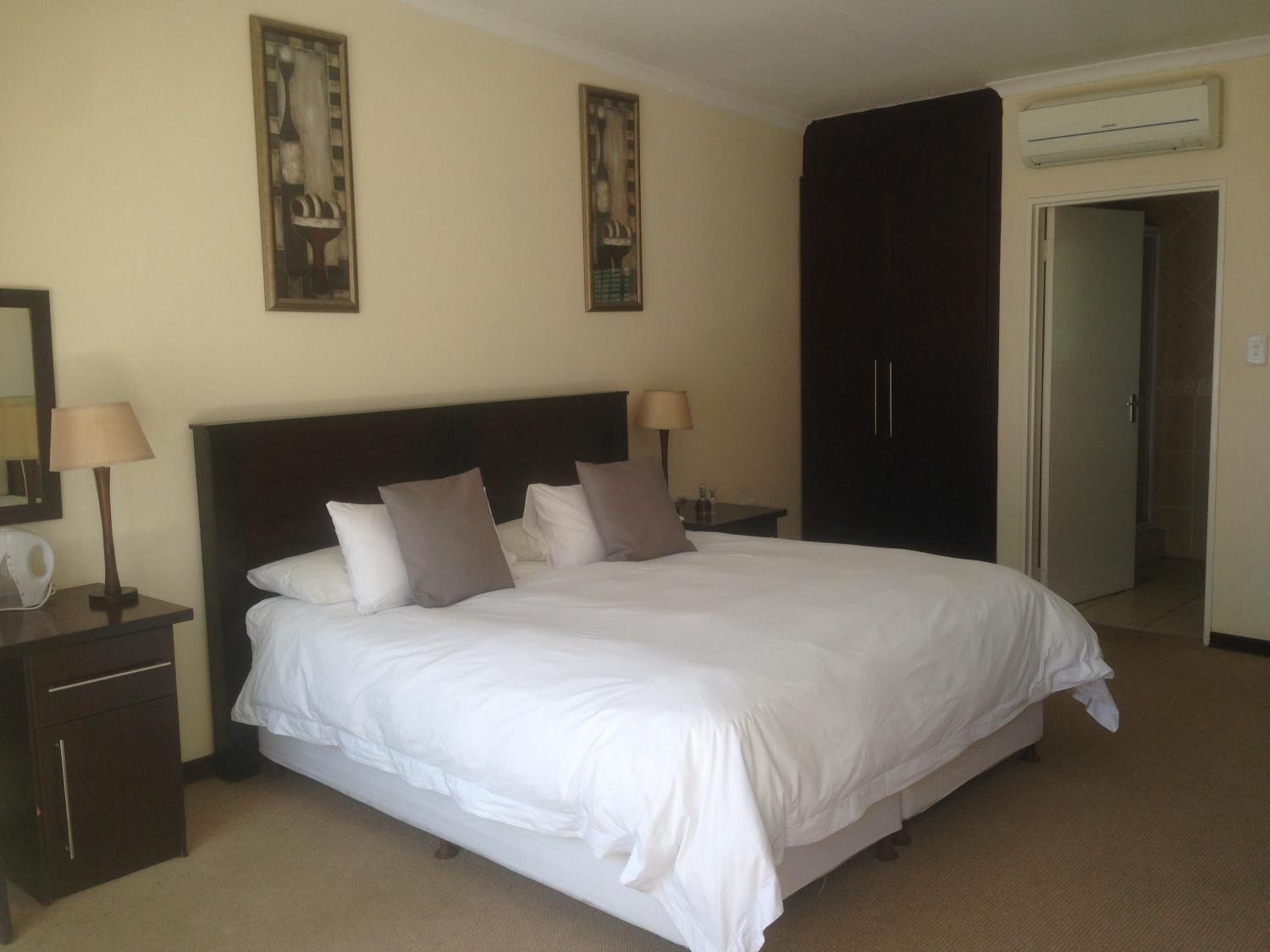 Double Room - Photo 1
