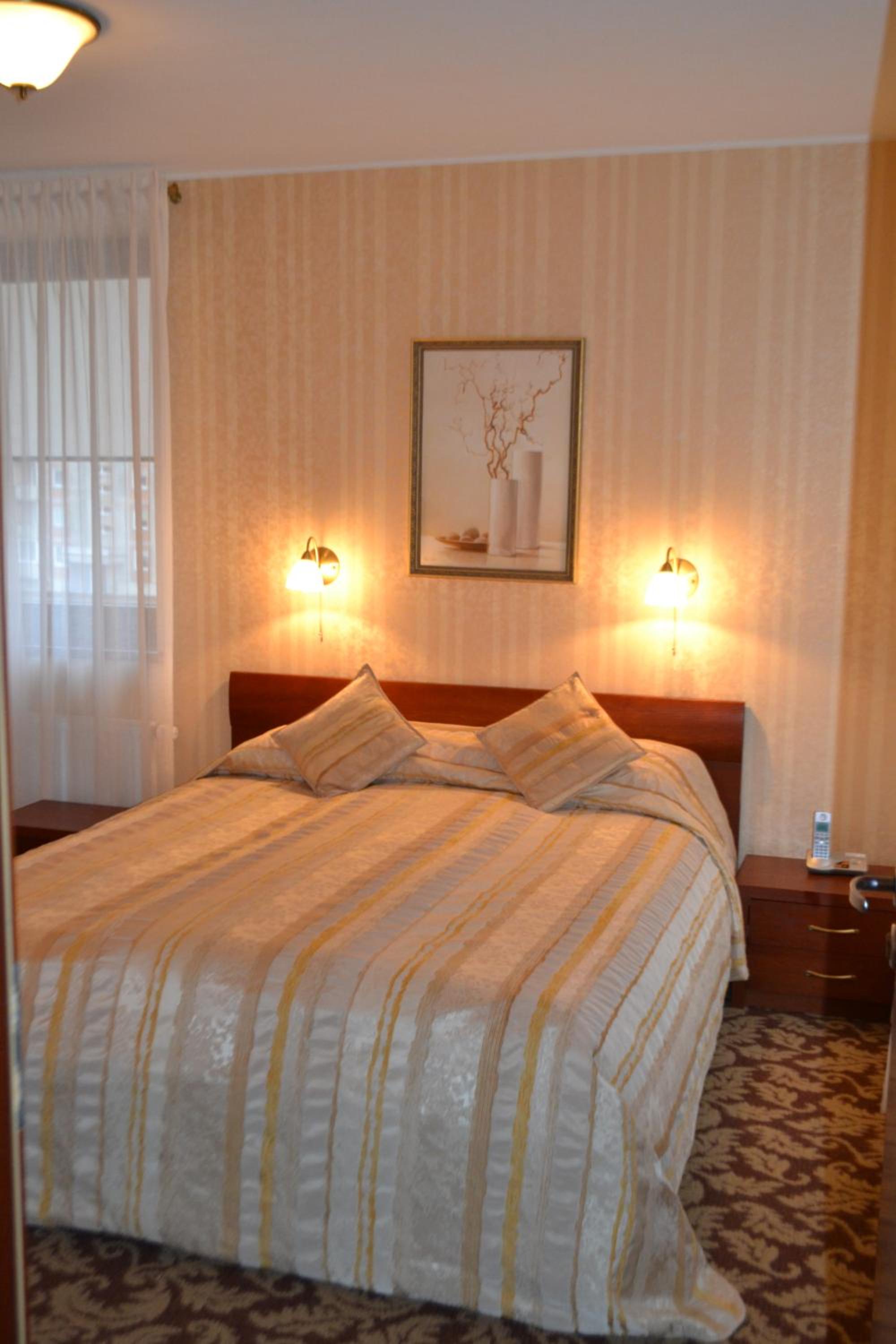 Suite - Photo 2