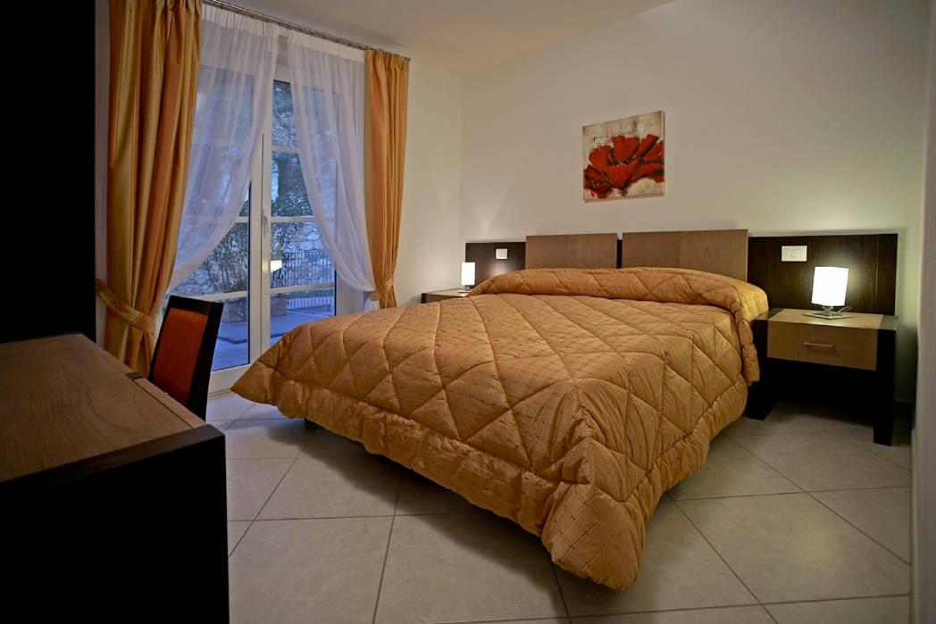 One Bedroom Apartment (4 Adults) photo 1
