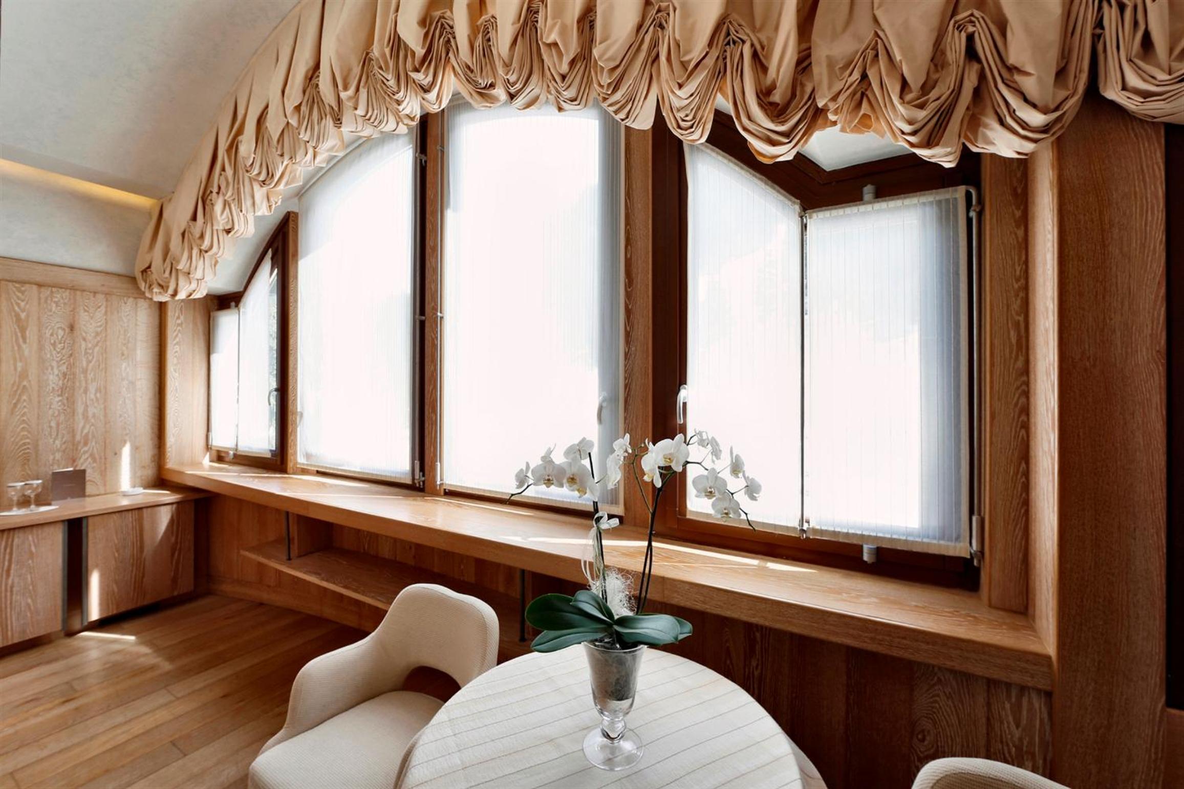 Romantic Suite - Photo 2
