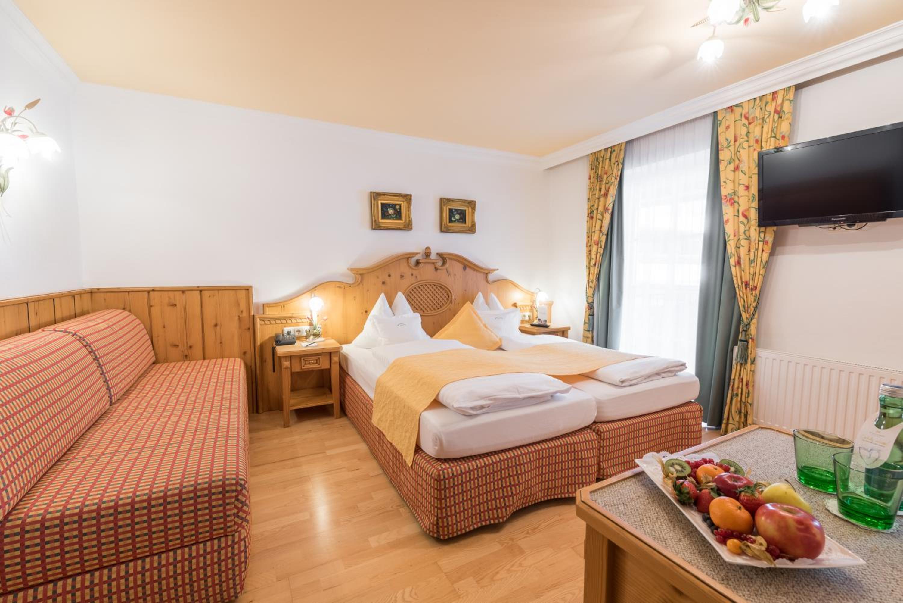 Deluxe Double Room photo 2