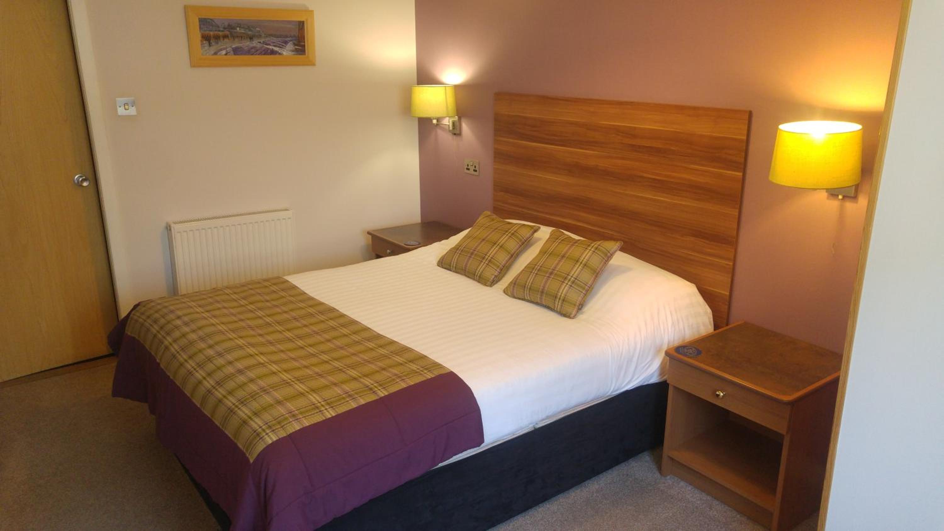 Double or Twin Room - Photo 1