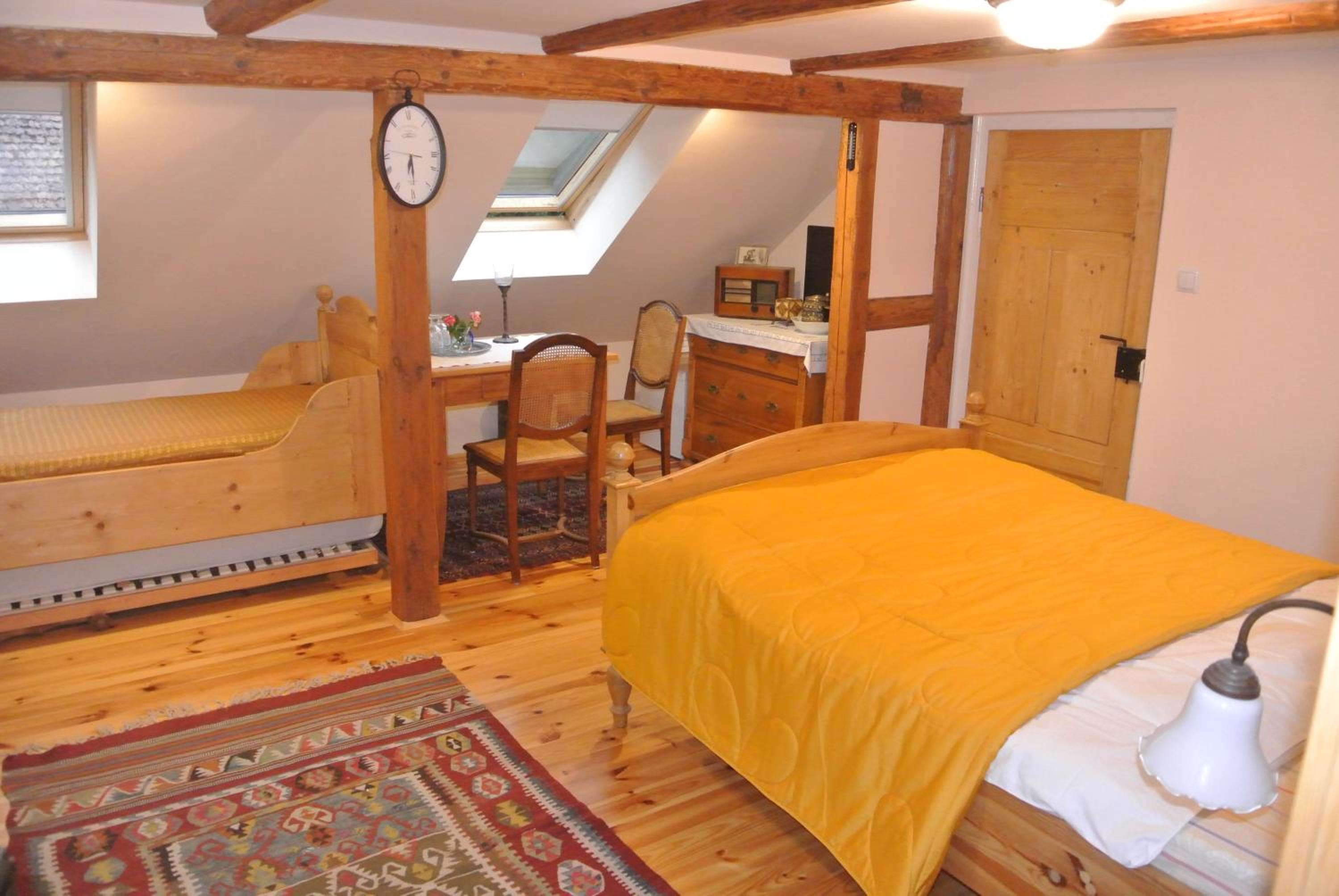 Triple Room with Private Bathroom photo 2