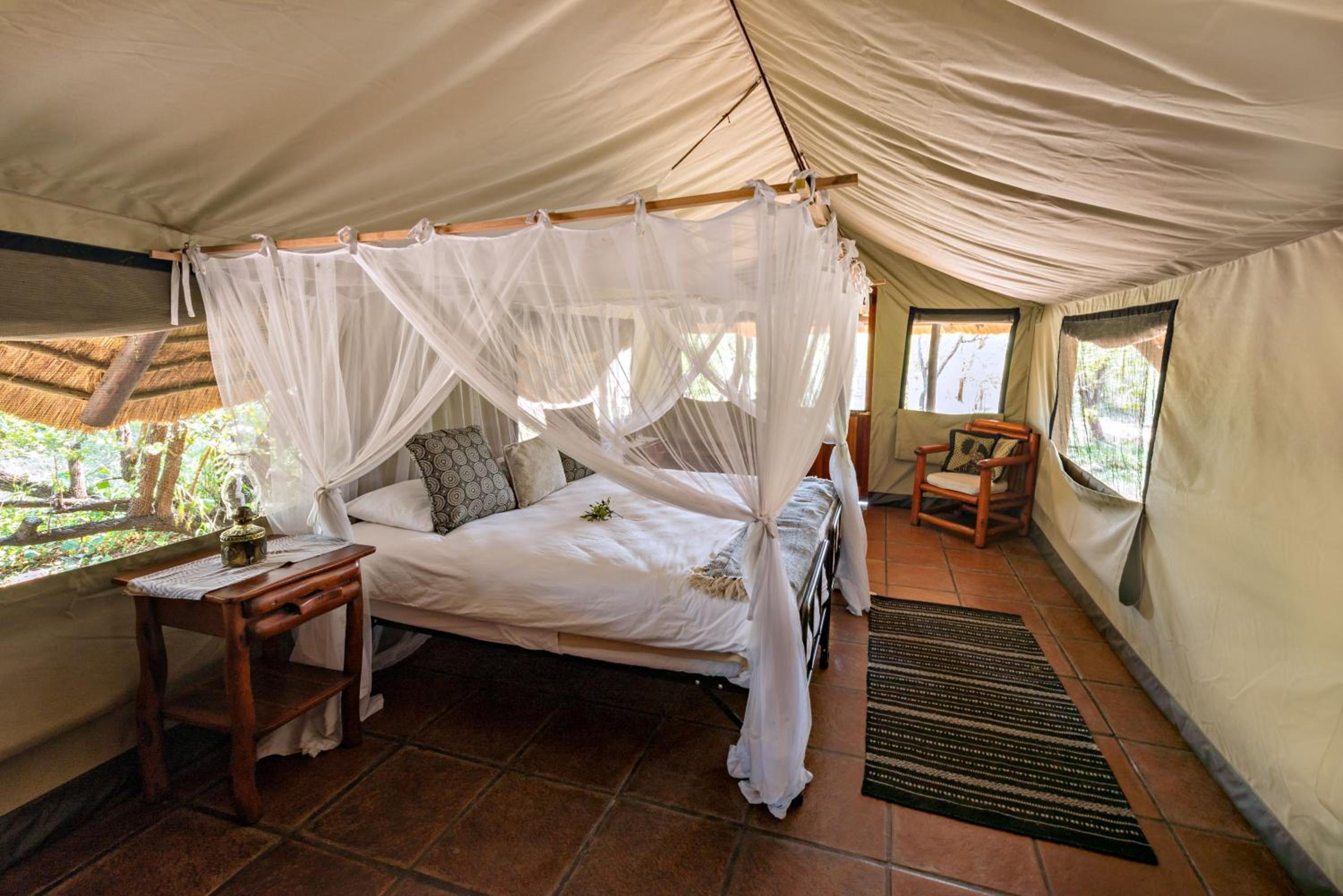 Double or Twin Room with Private Bathroom photo 2