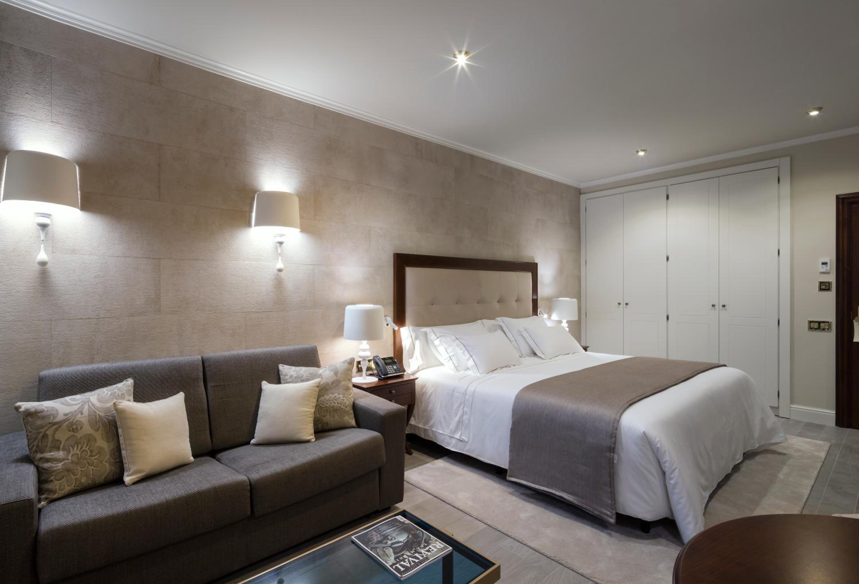 Double Room with Garden View - Photo 2