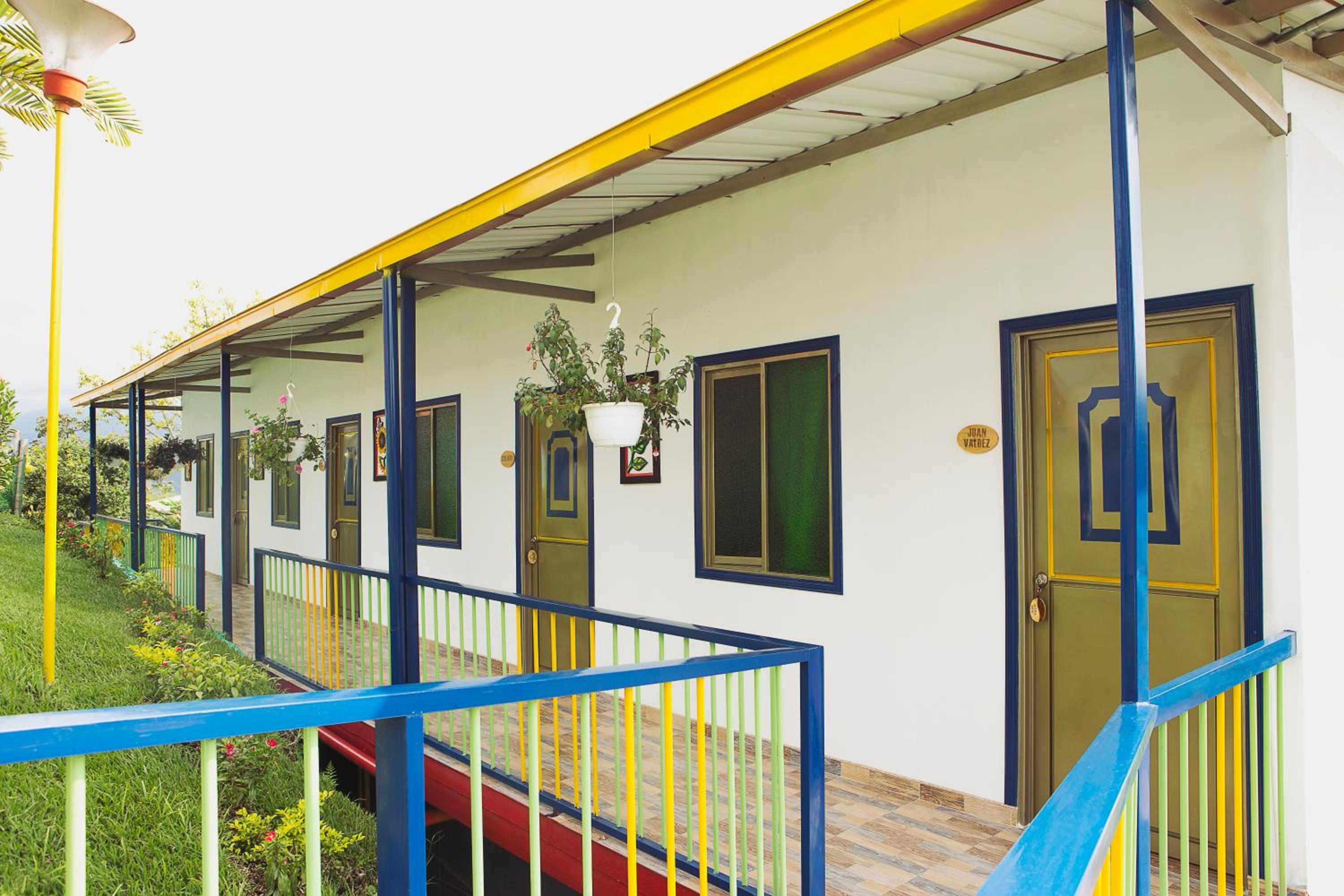 Deluxe Double or Twin Room with Mountain View photo 3