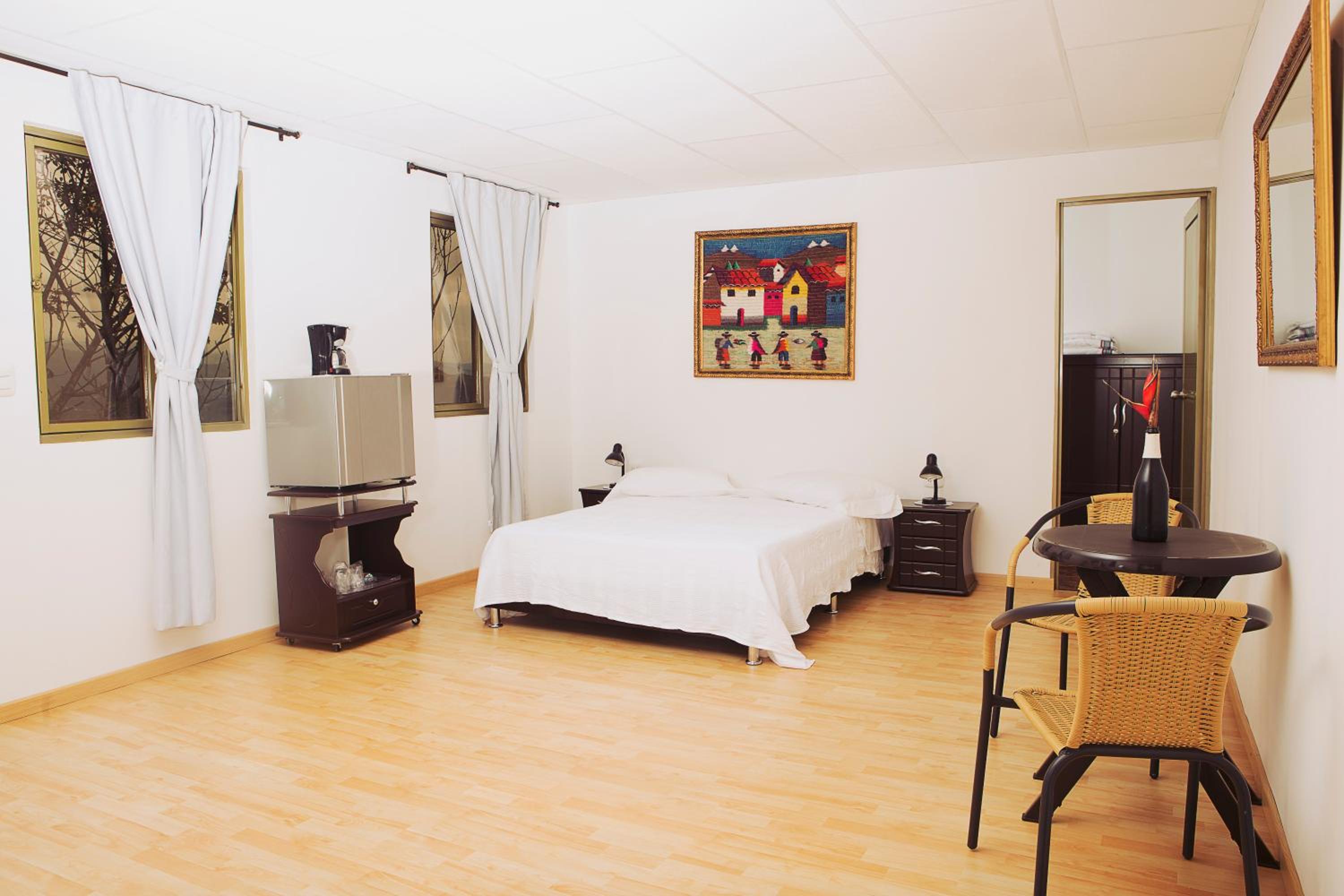 Deluxe Double or Twin Room with Mountain View photo 2