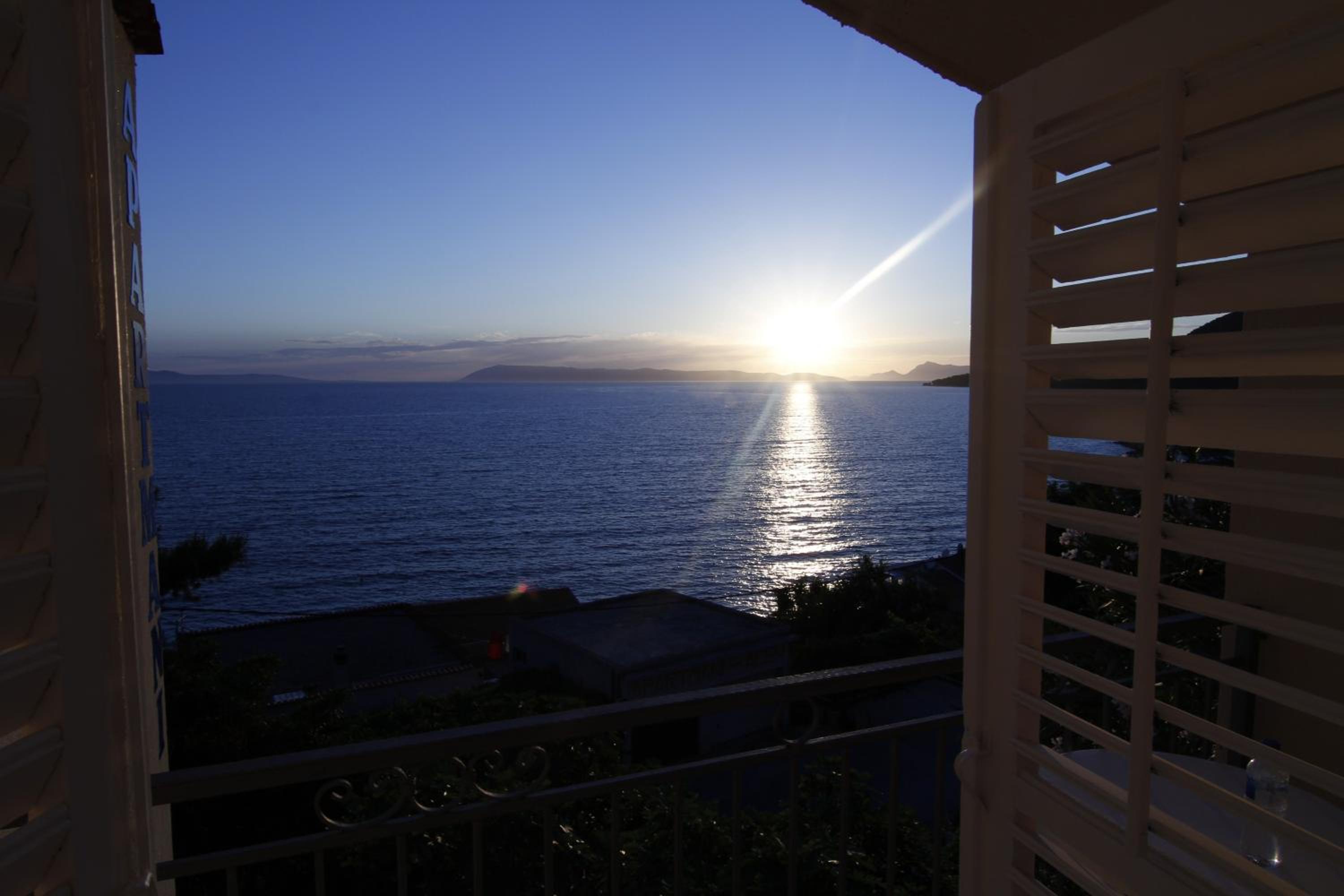 Triple Room with Balcony with Sea View - Annex  - Photo 19