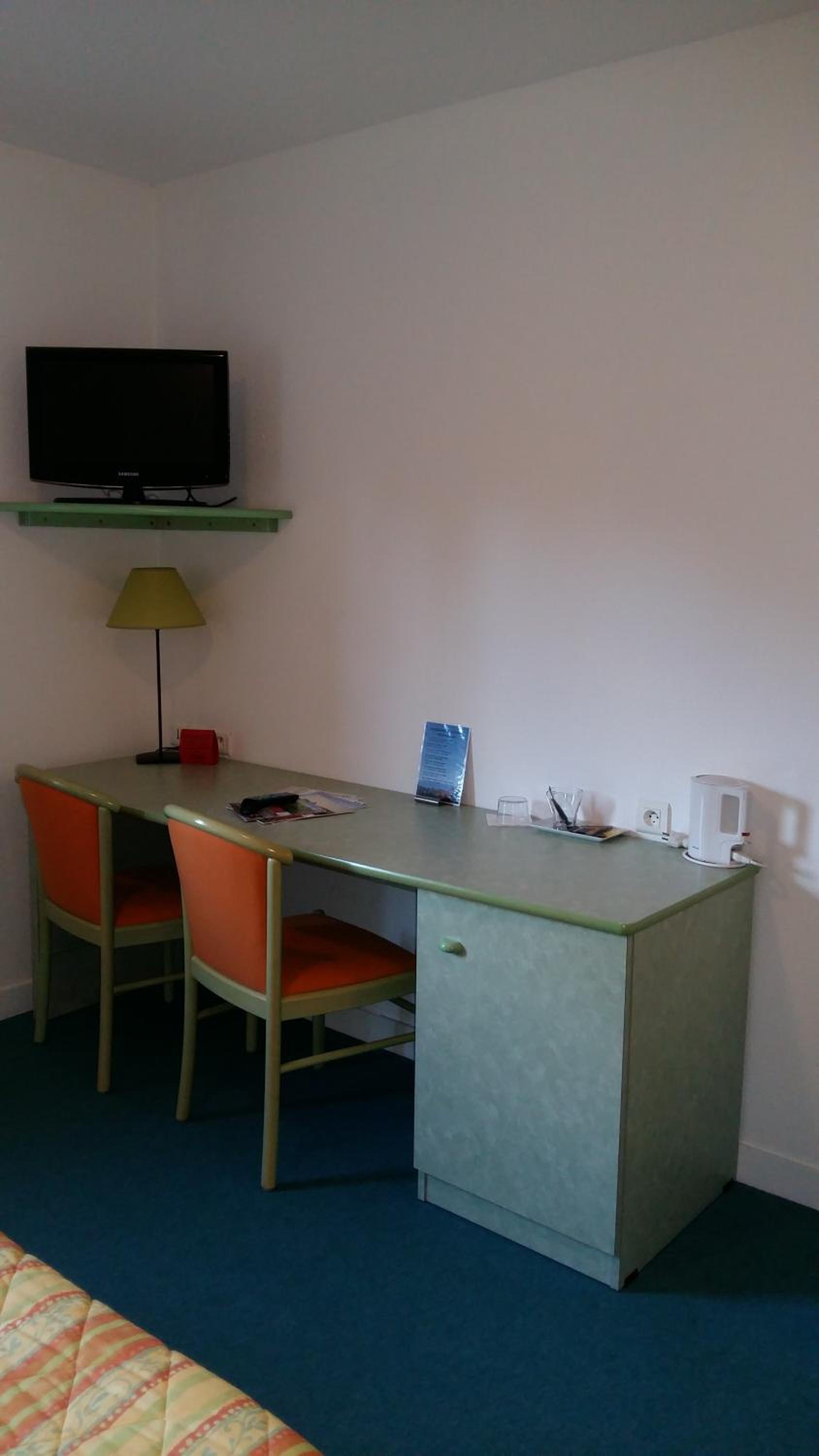 Standard Double Room photo 2