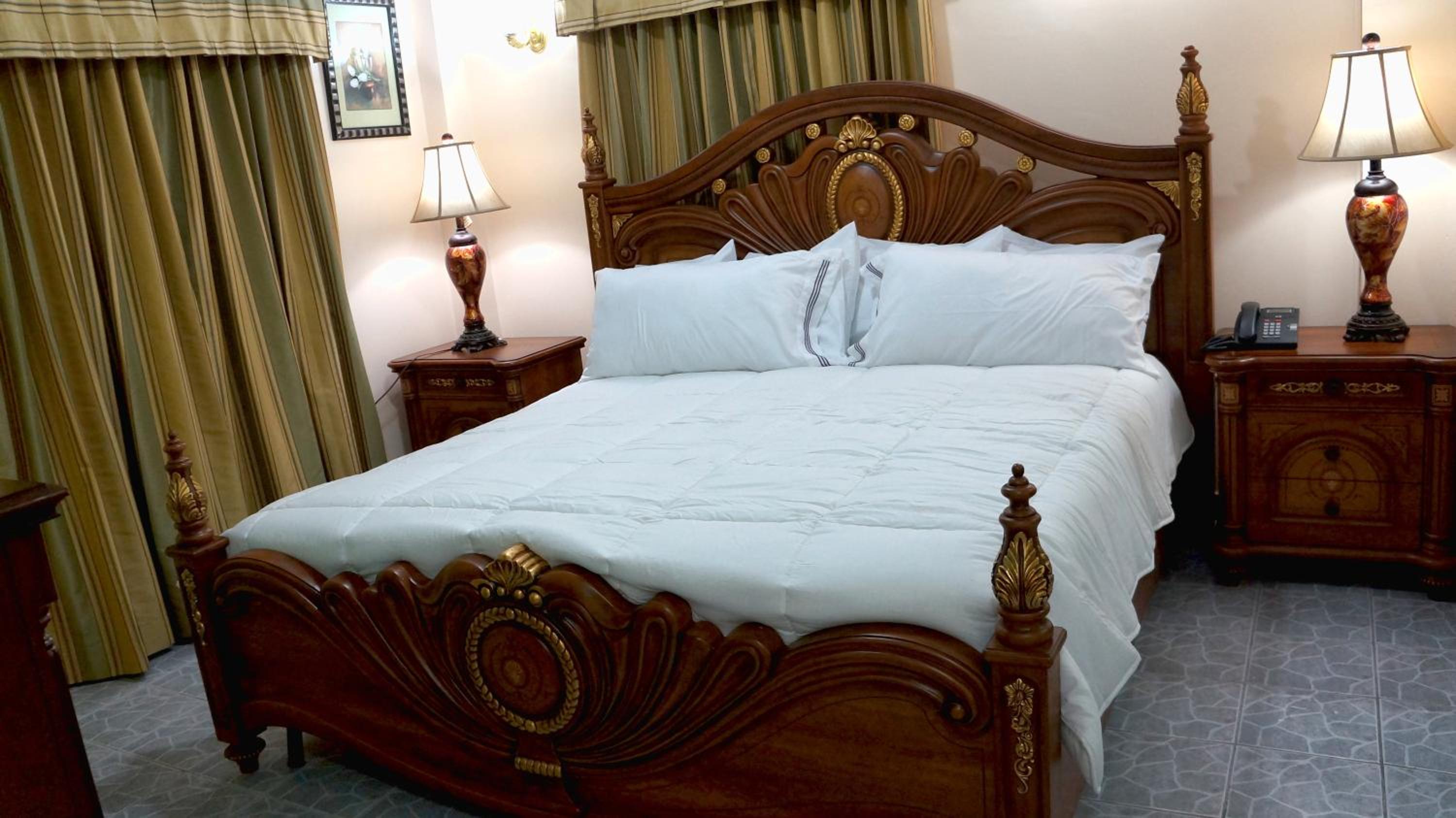 Superior King Room