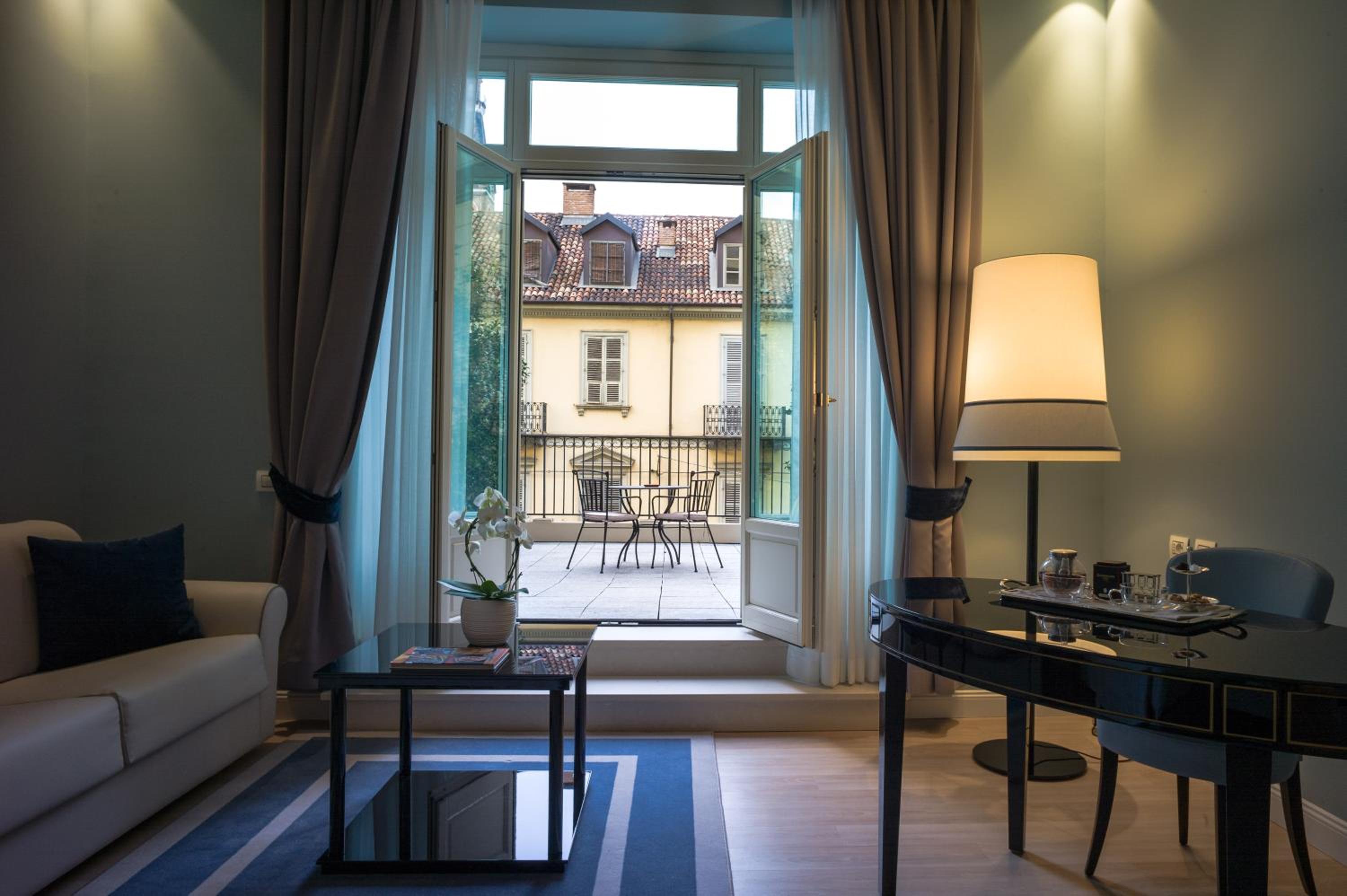Deluxe Double Room with Terrace - Photo 1