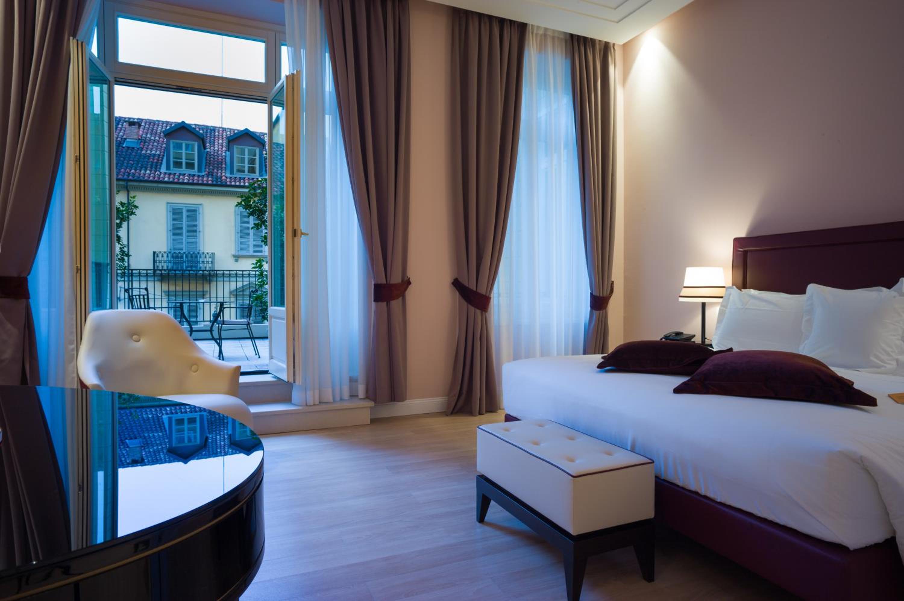 Deluxe Double Room with Terrace - Photo 5