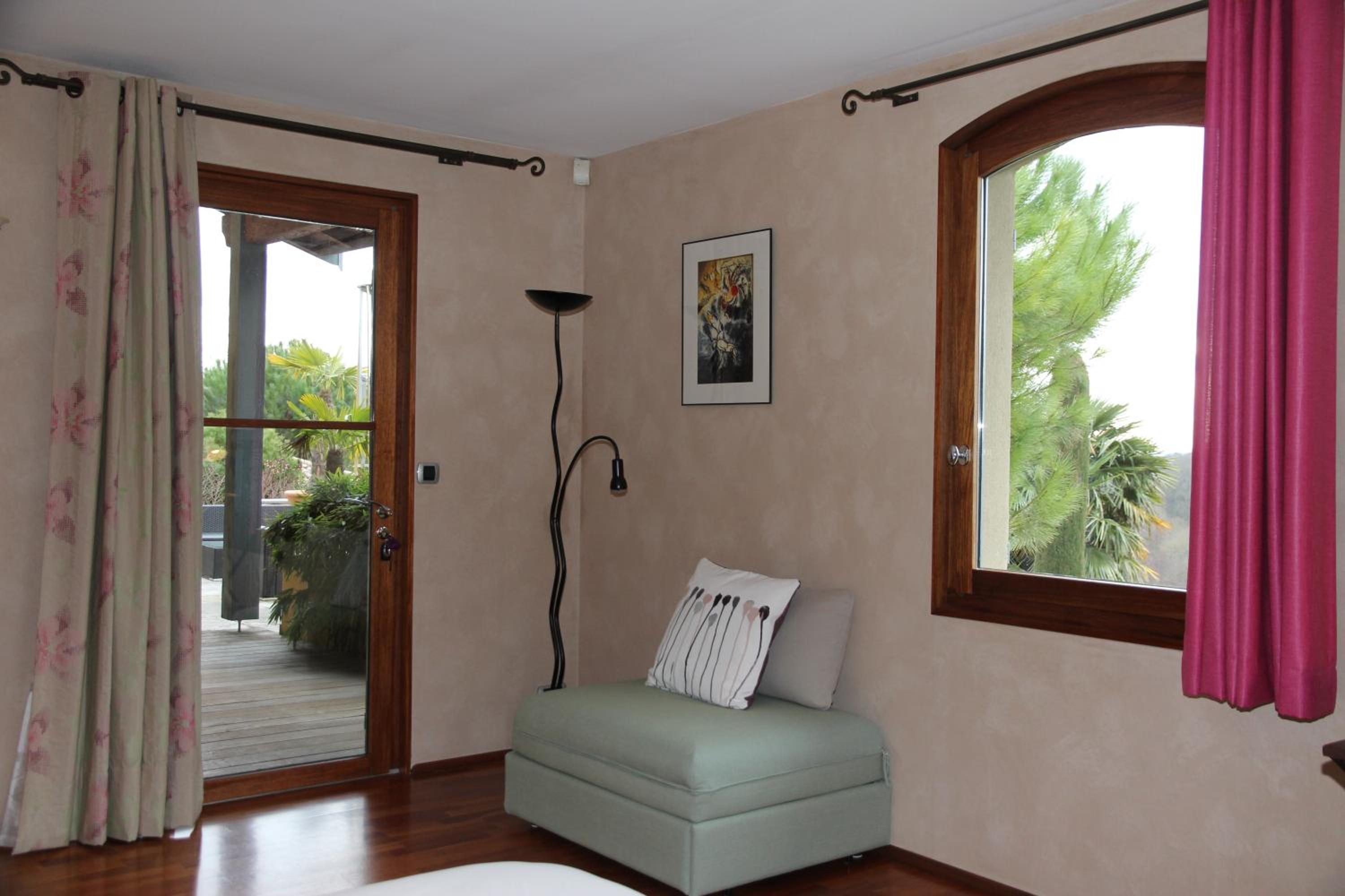 Superior Double Room with Garden View photo 2