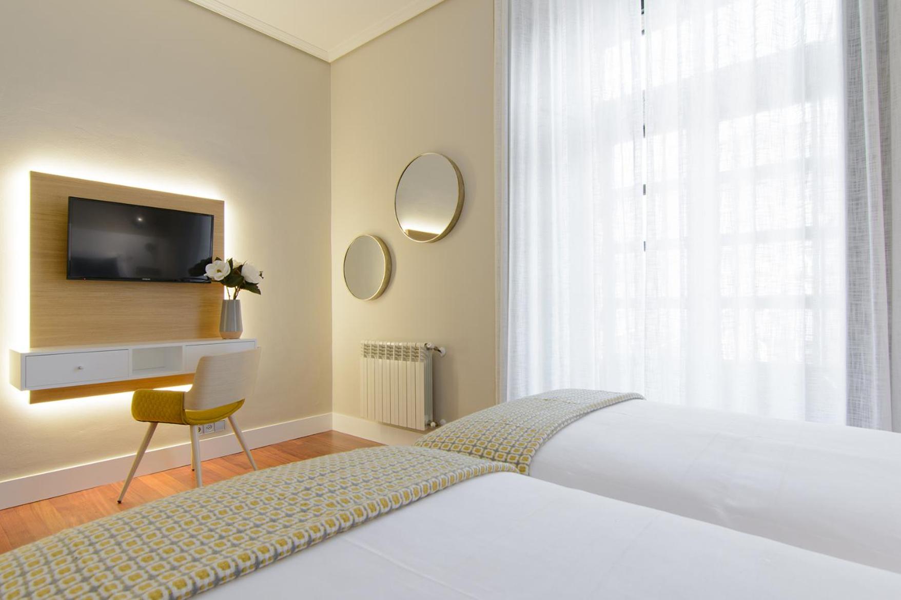 Superior Twin Room photo 2