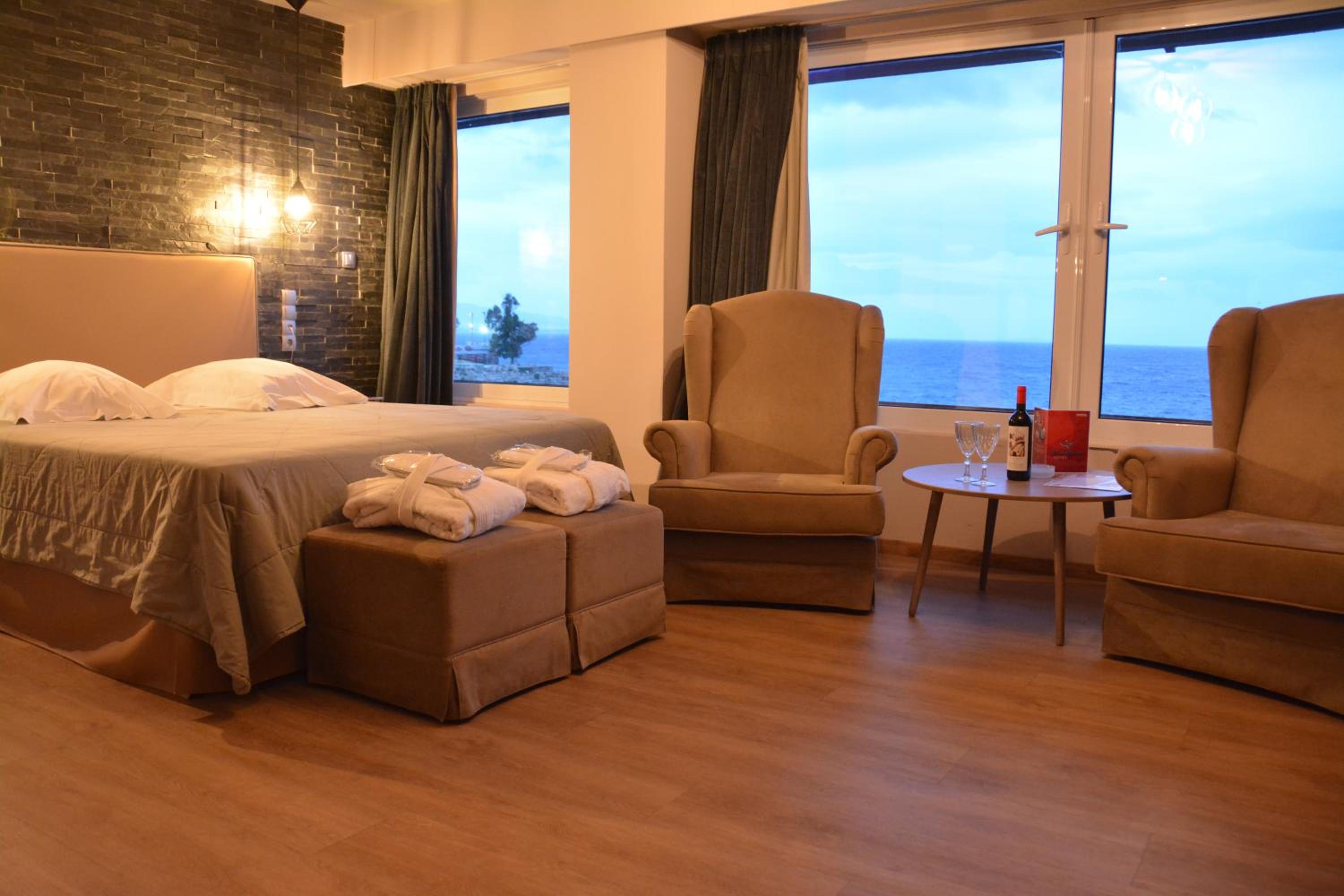 Deluxe Junior Suite with Sea View photo 1