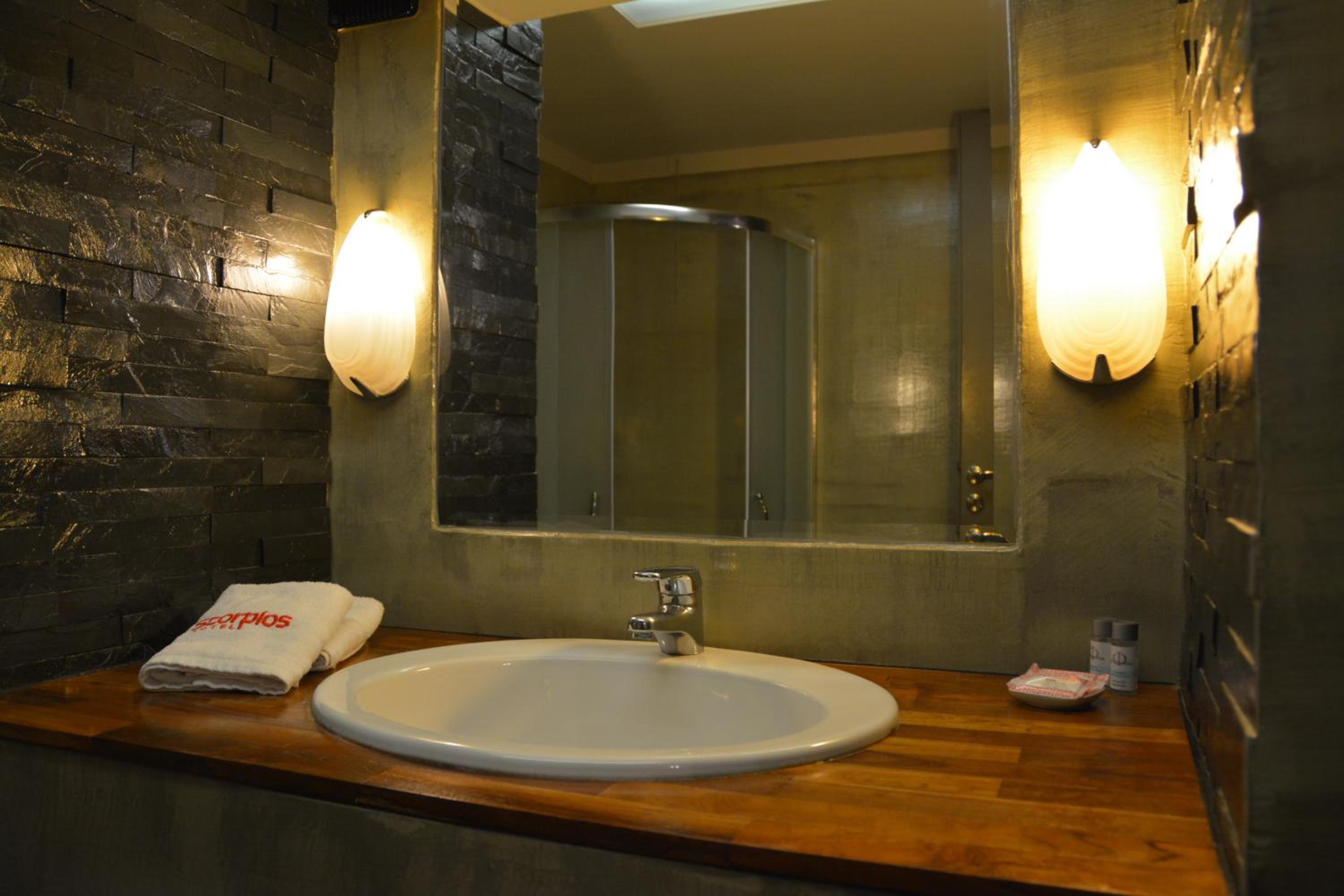Junior Suite with Sea View and Hot Tub photo 2