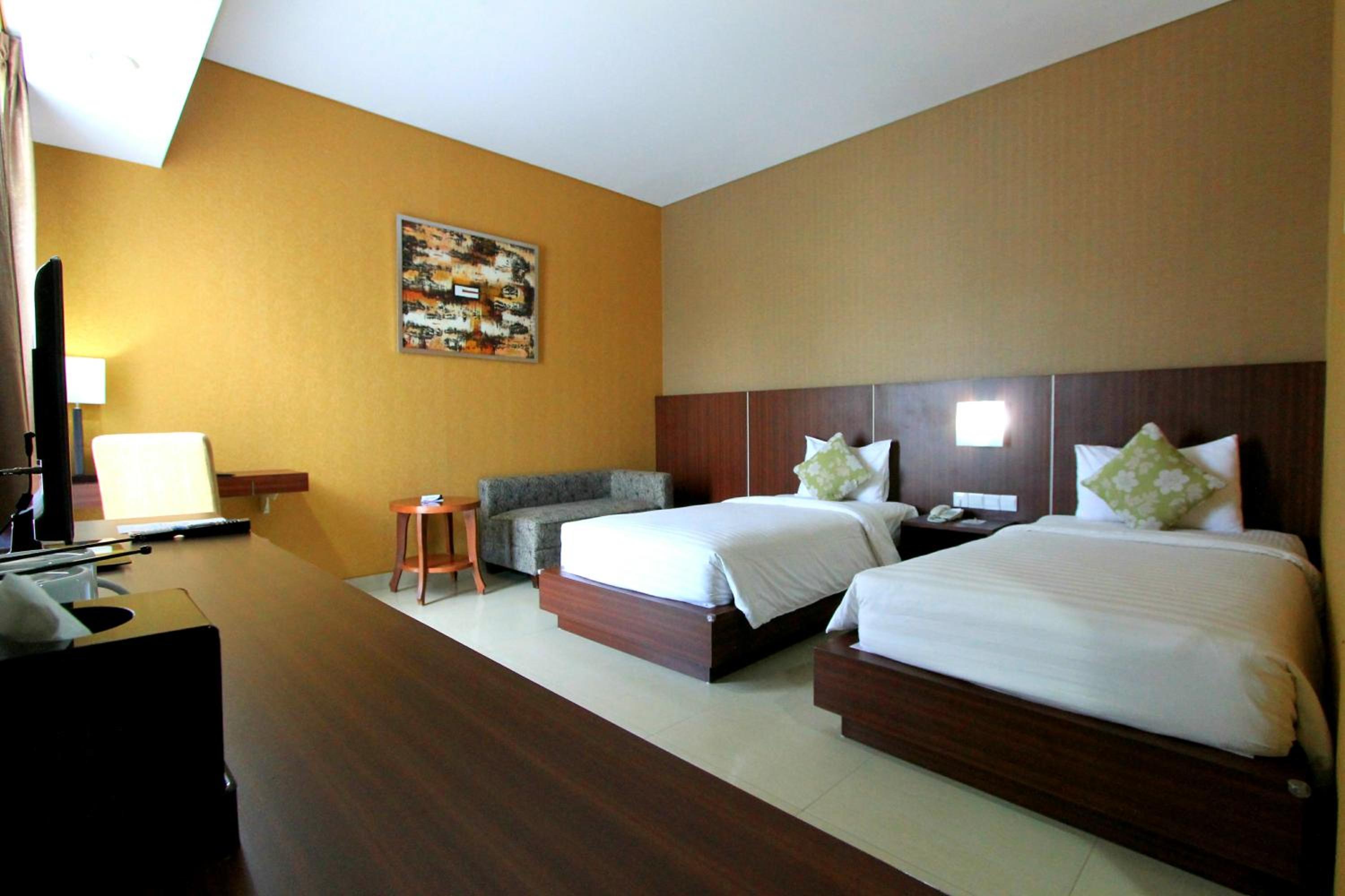 Grand Superior Twin Room photo 2