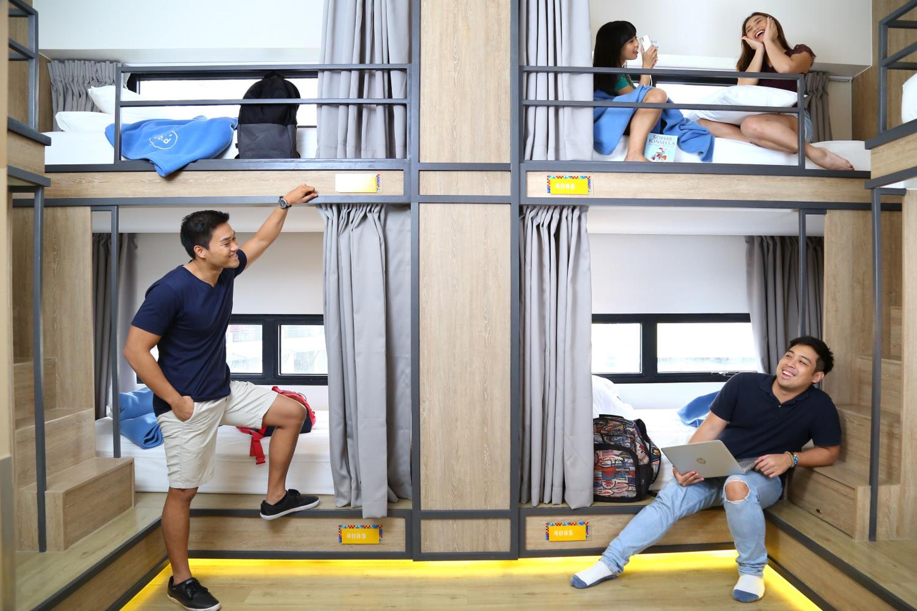Bed in 8-Bed Mixed Dormitory Room