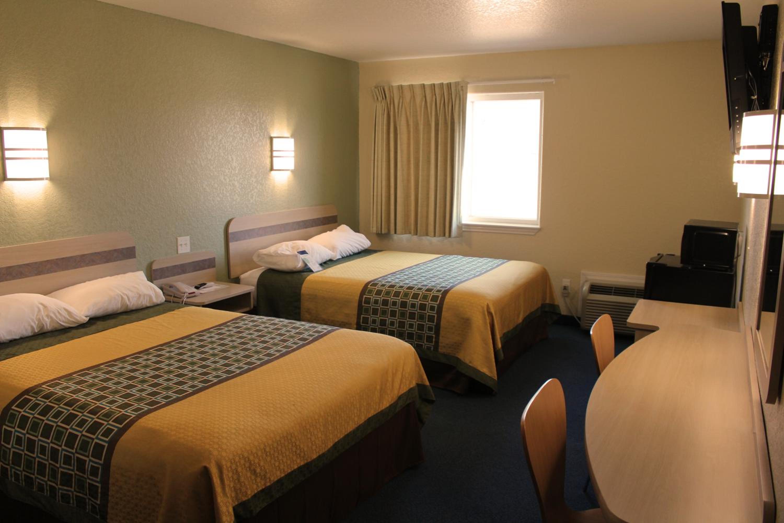 Queen Room with Two Queen Beds - Non-Smoking