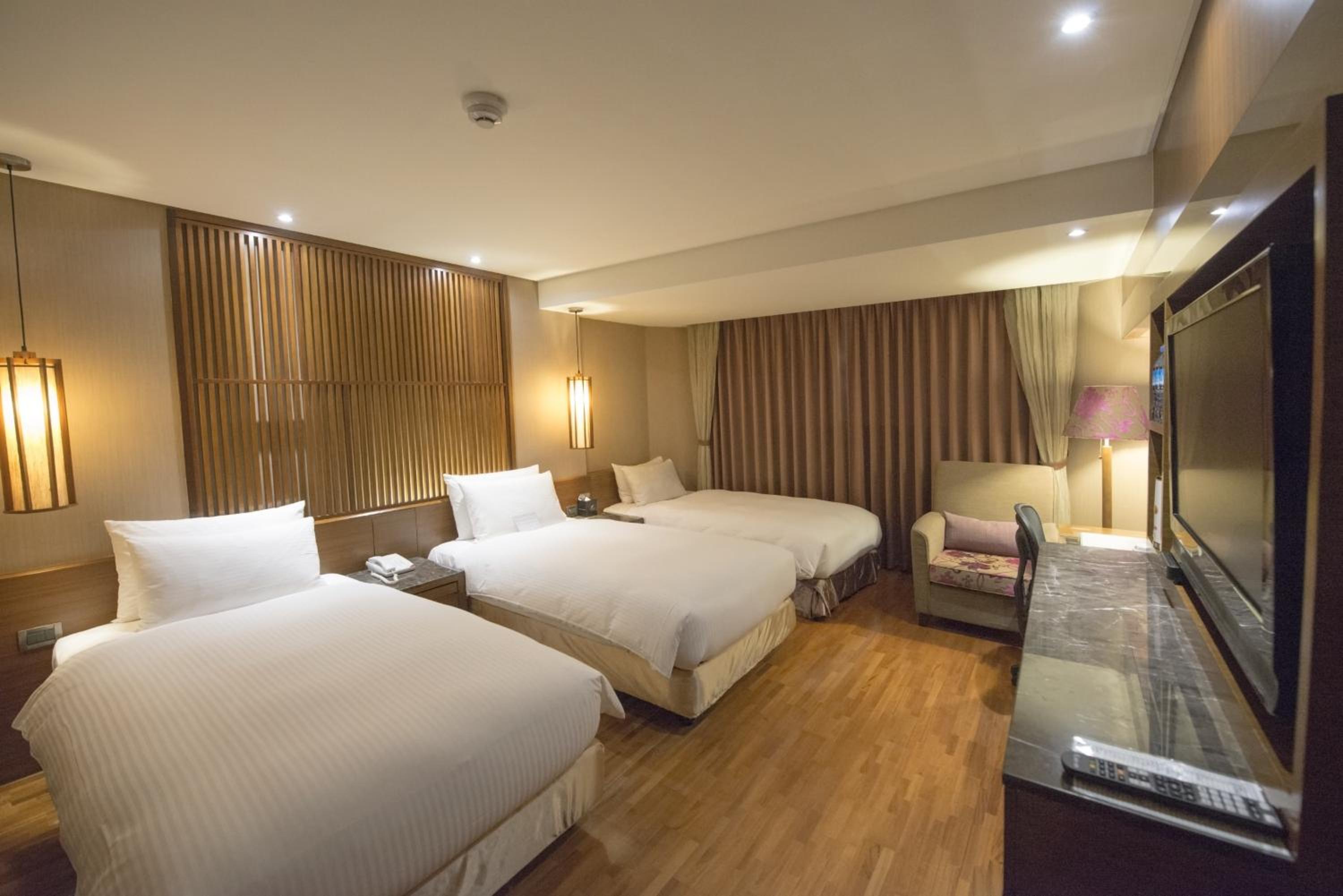 Classic Triple Room photo 2