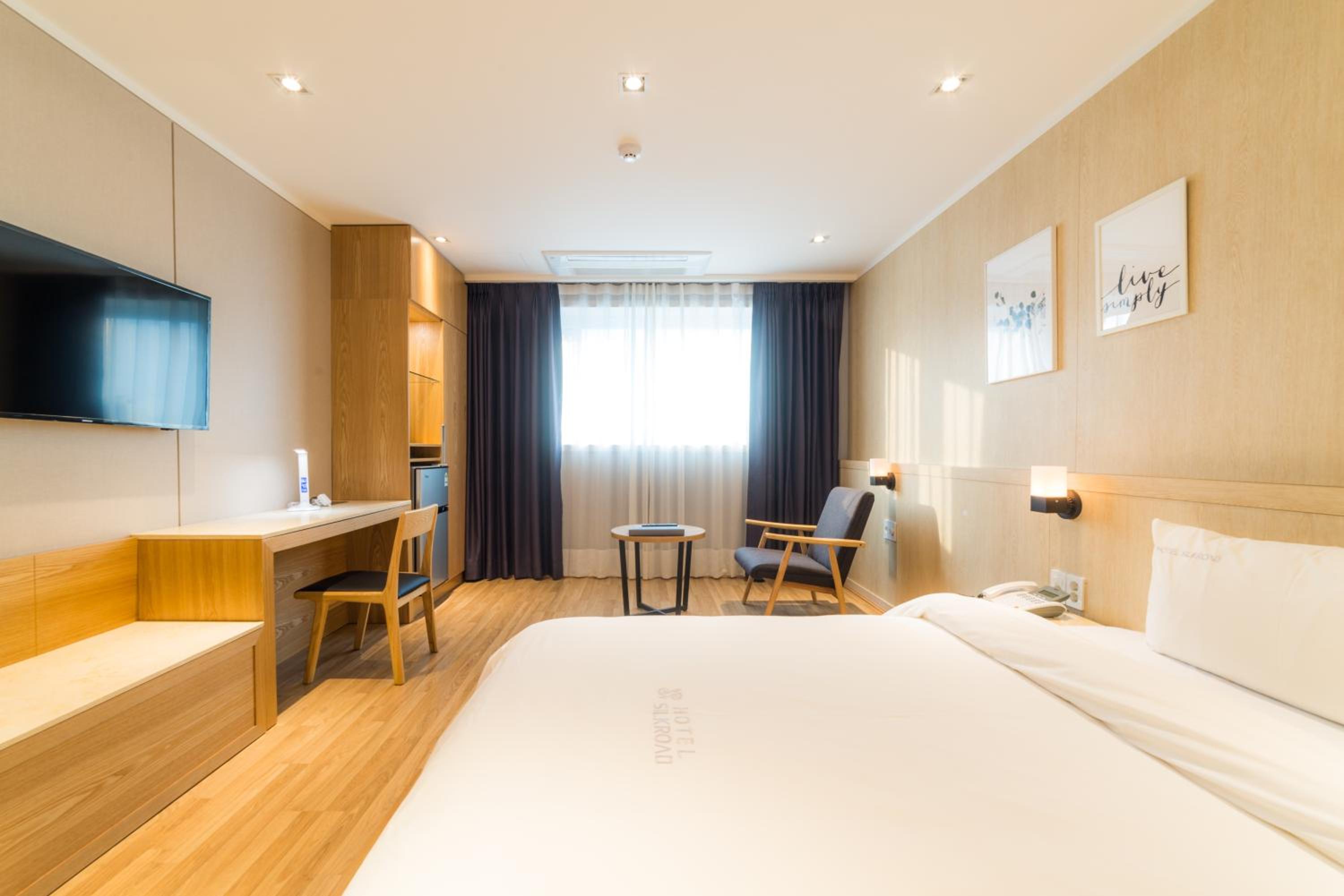 Deluxe Double Room photo 2