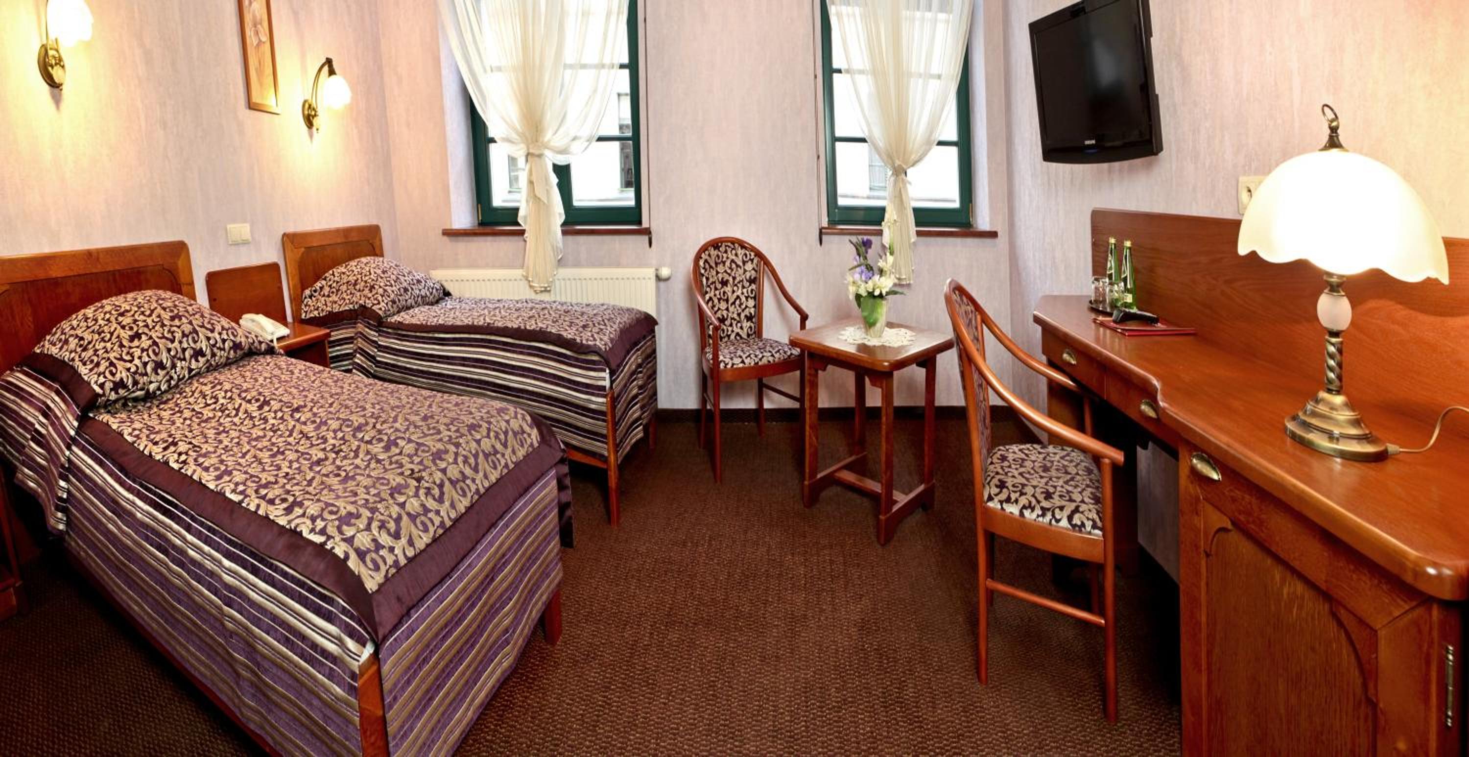 Twin Room - Photo 4