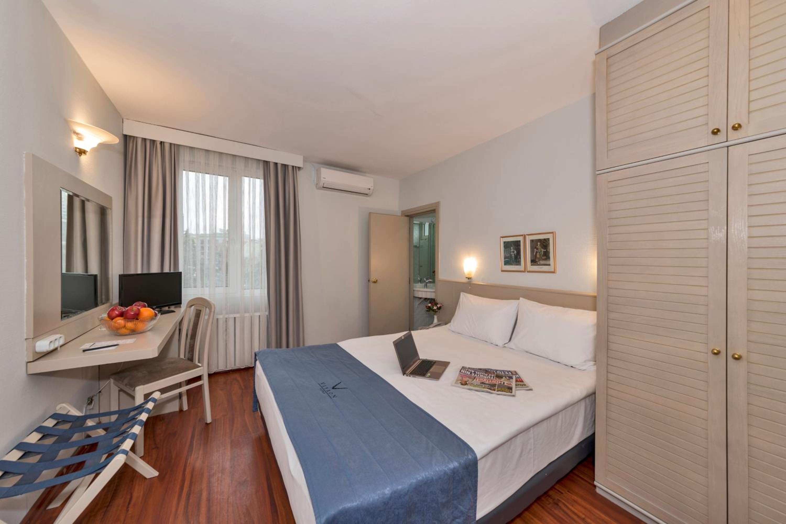 Standard Double Or Twin Room photo 1