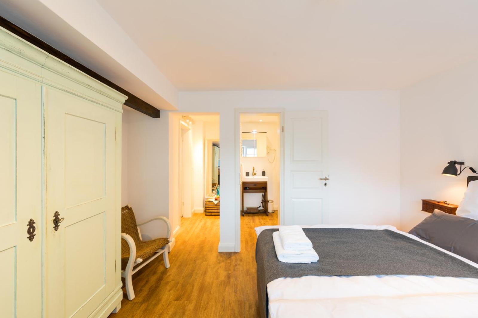 Deluxe Double Room with Shower