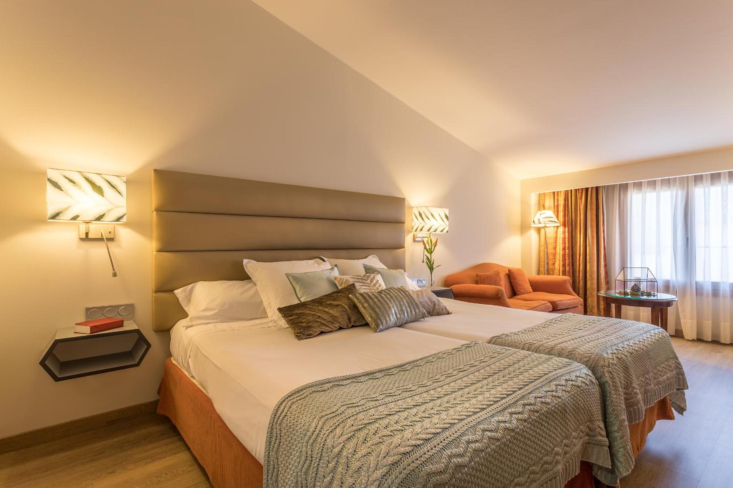 Double or Twin Room - Photo 3
