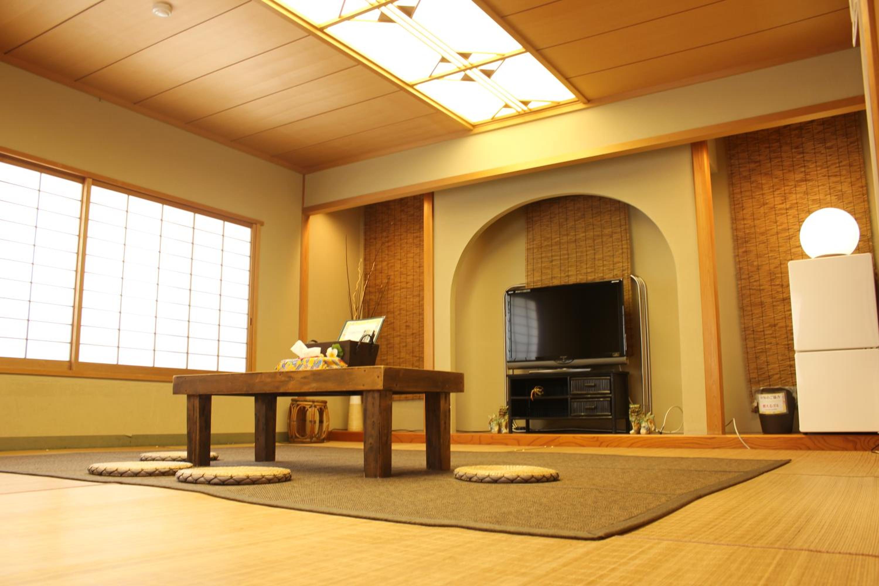 Superior Japanese Style Room photo 1
