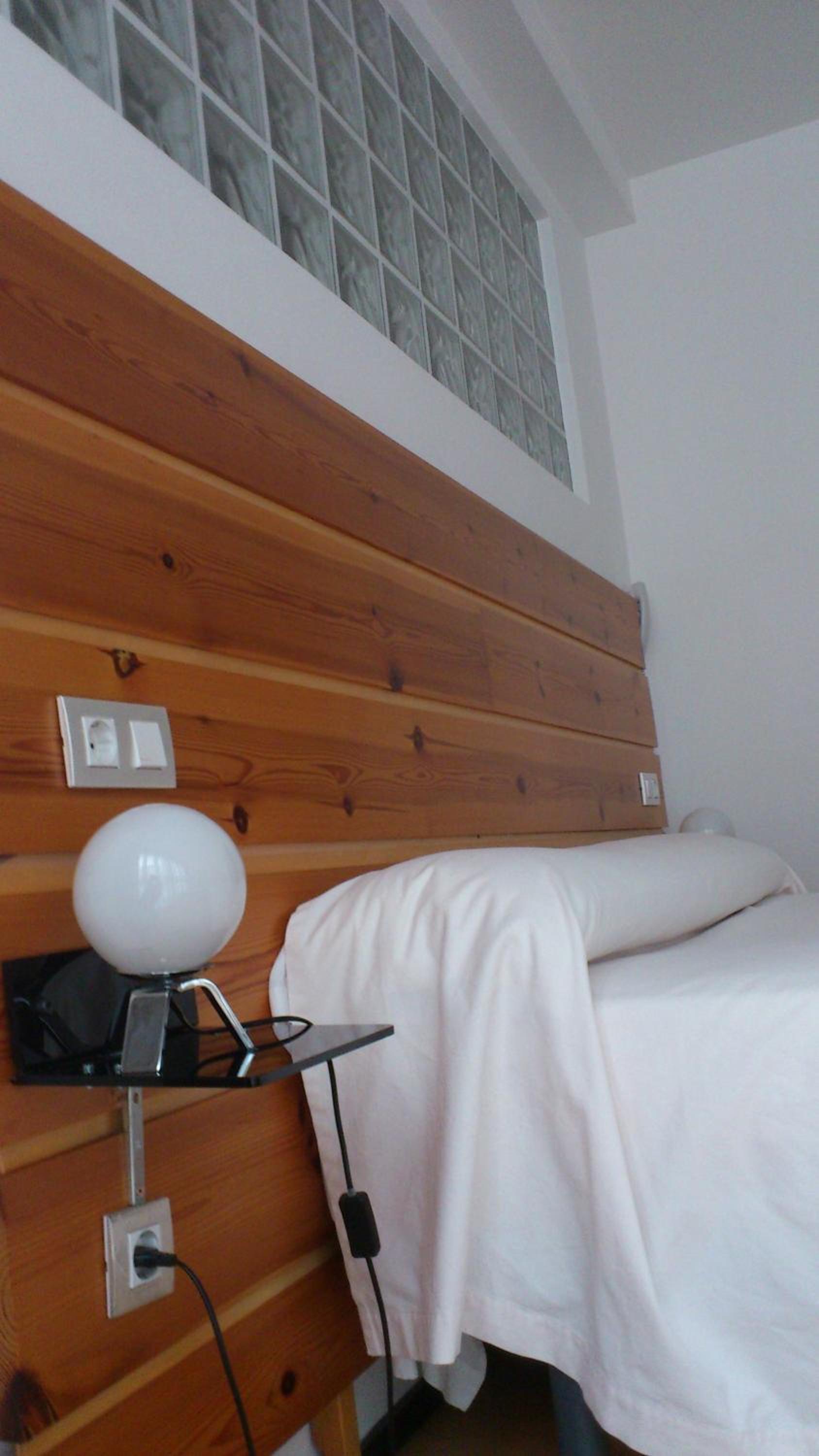 Double Room - Photo 7