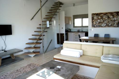 Holiday Home (5-7 Adults)