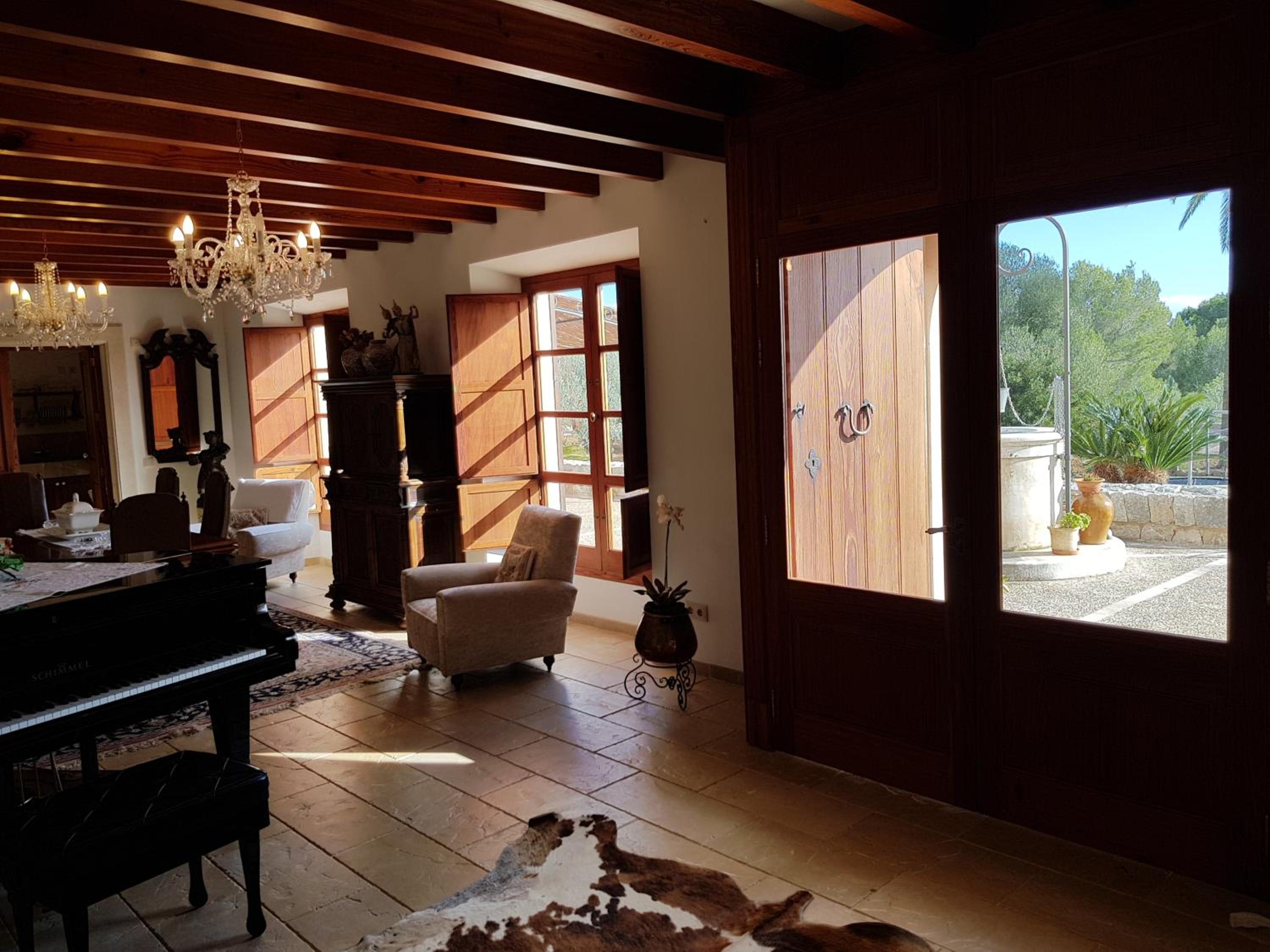 Casa de cuatro habitaciones