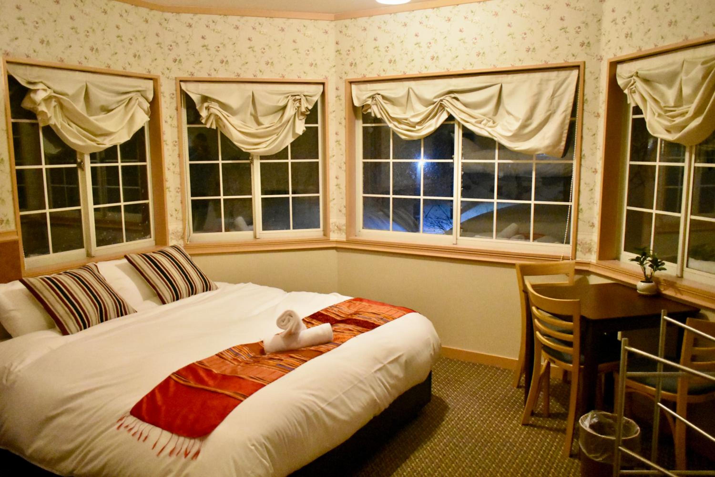 Family Room photo 2