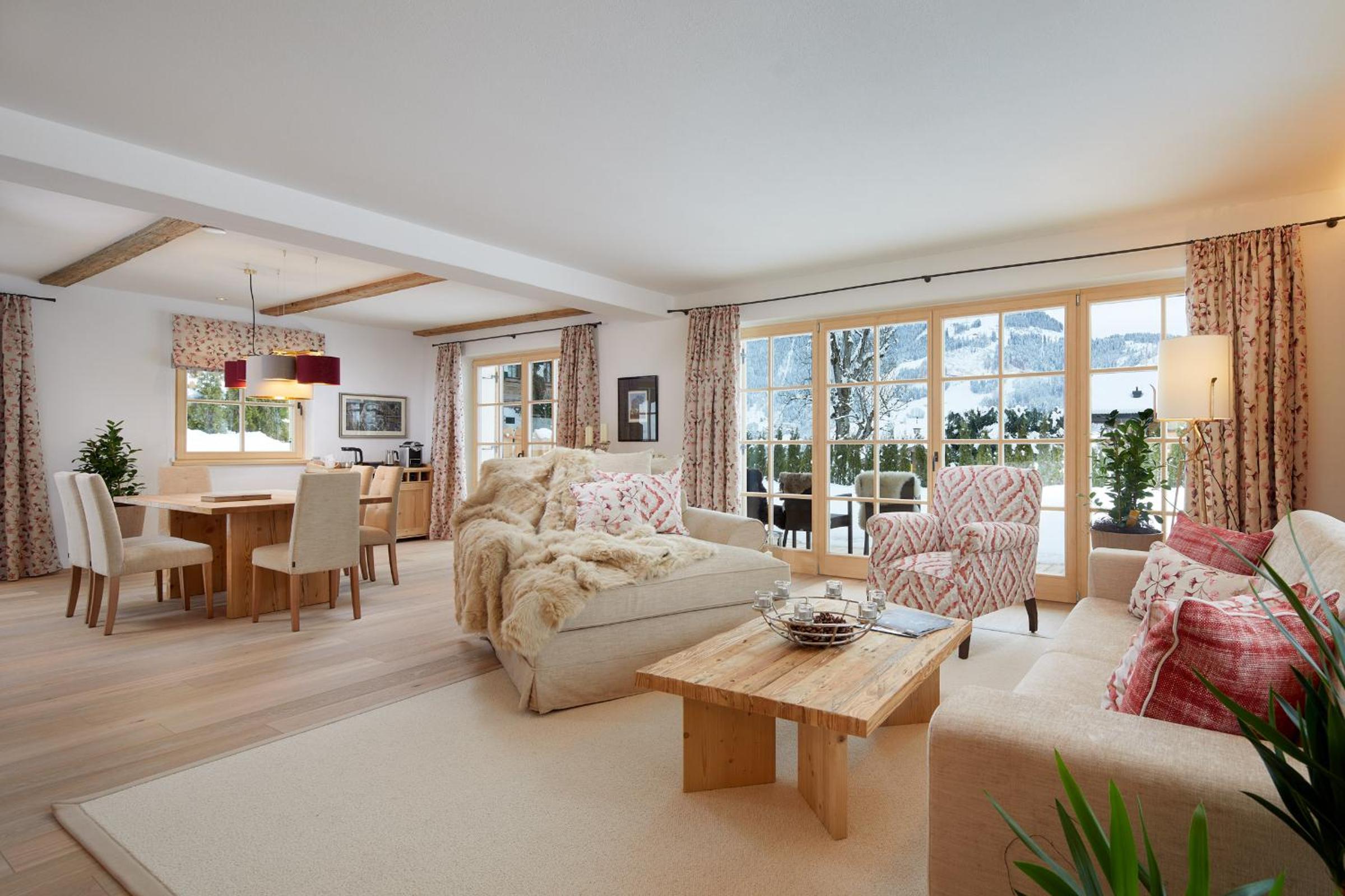 Superior Chalet photo 3