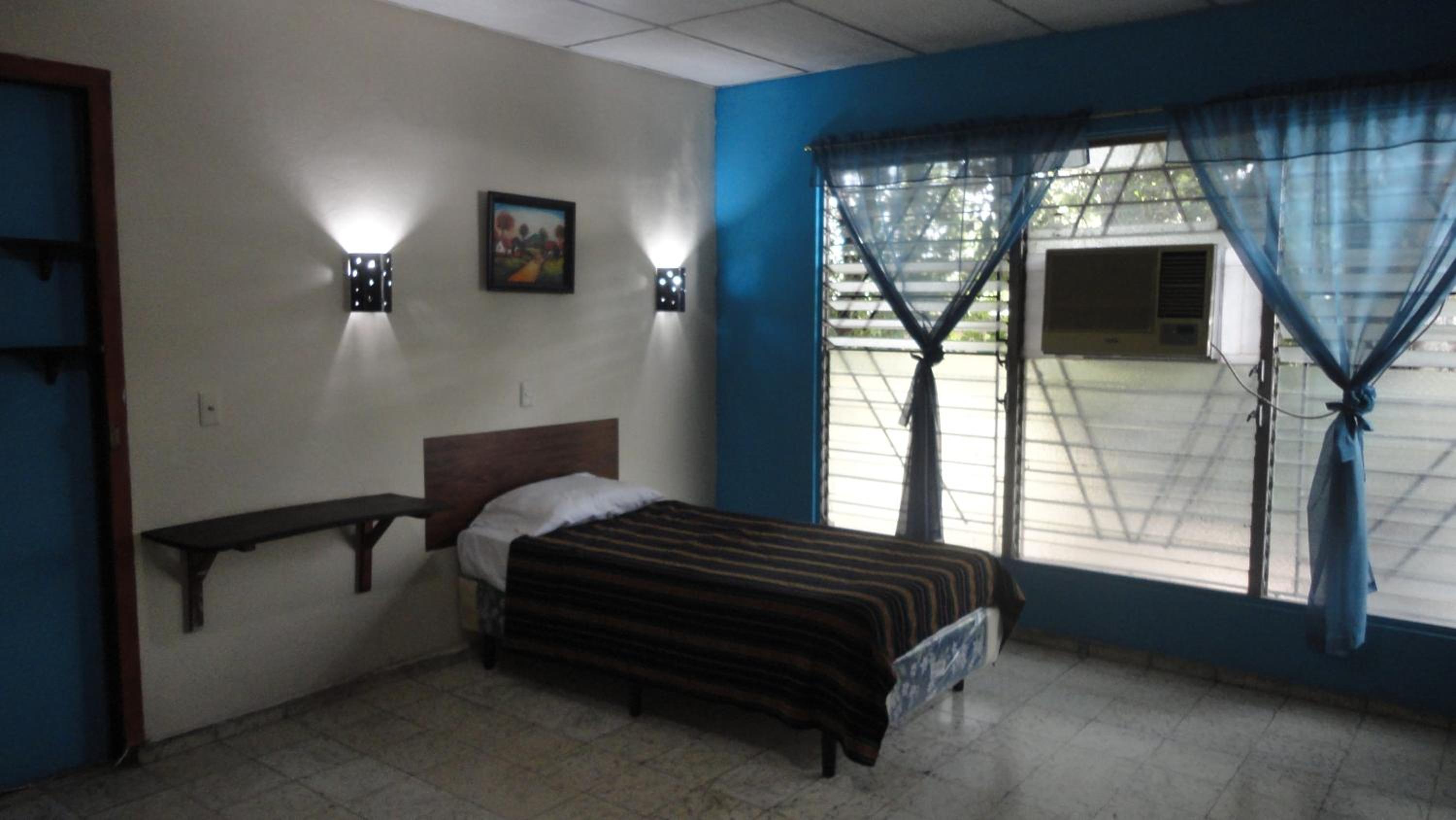 Triple Room with Private Bathroom photo 1