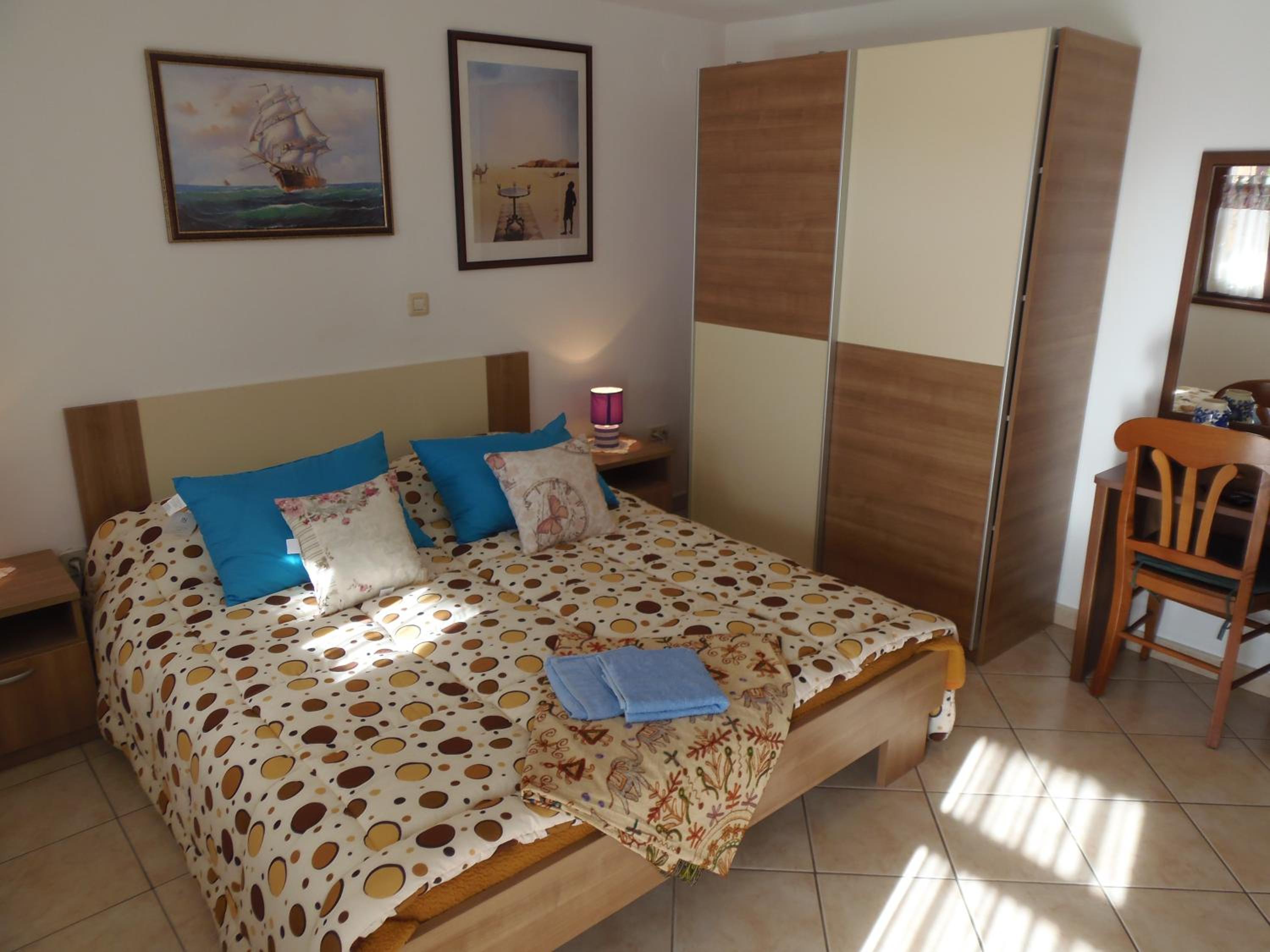 Apartment with Sea View - Photo 27