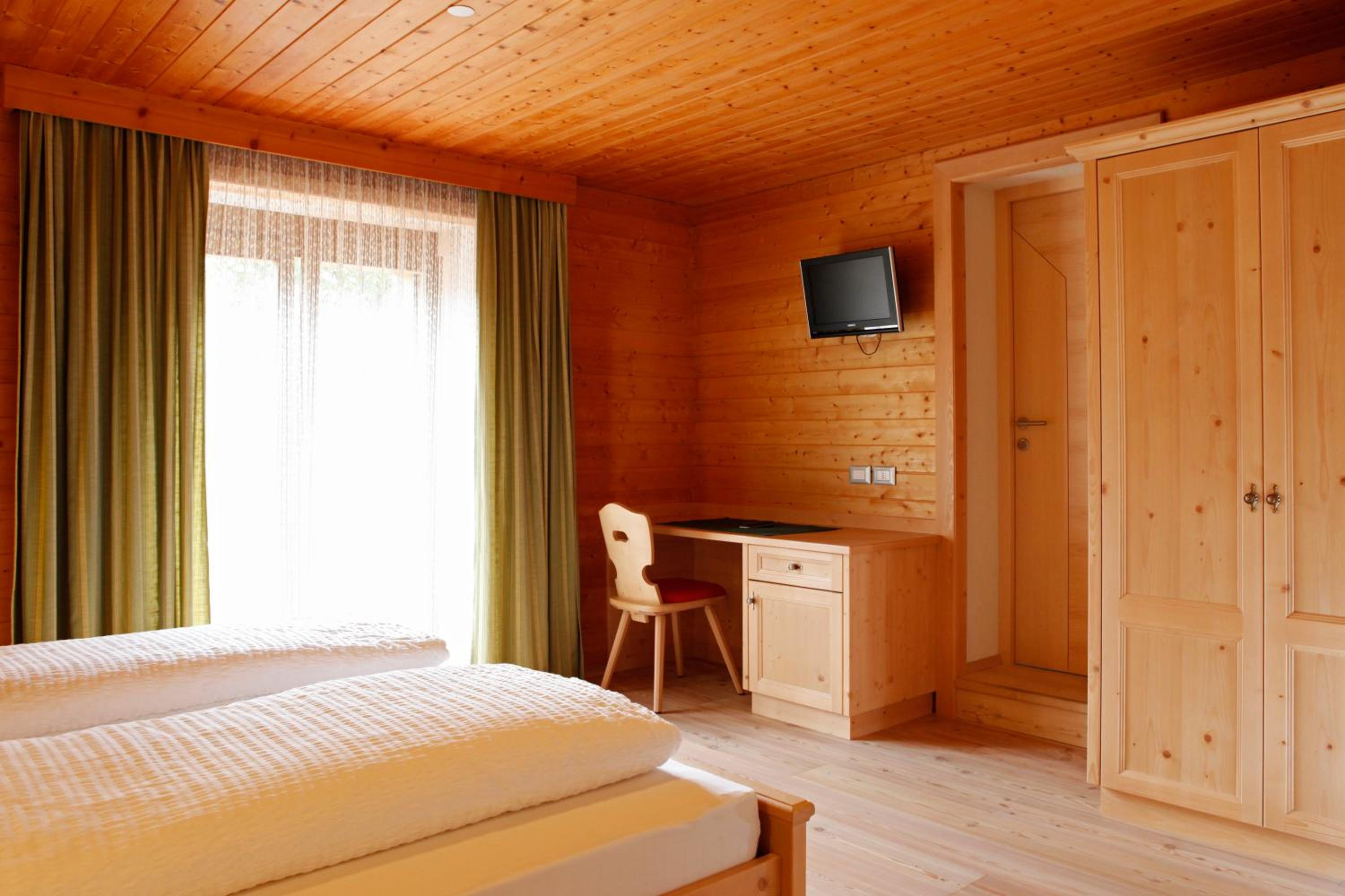 Double Room - Photo 6
