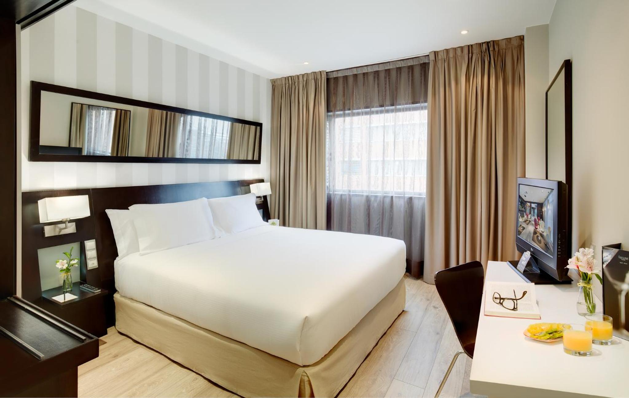 Standard Double Room - Photo 3