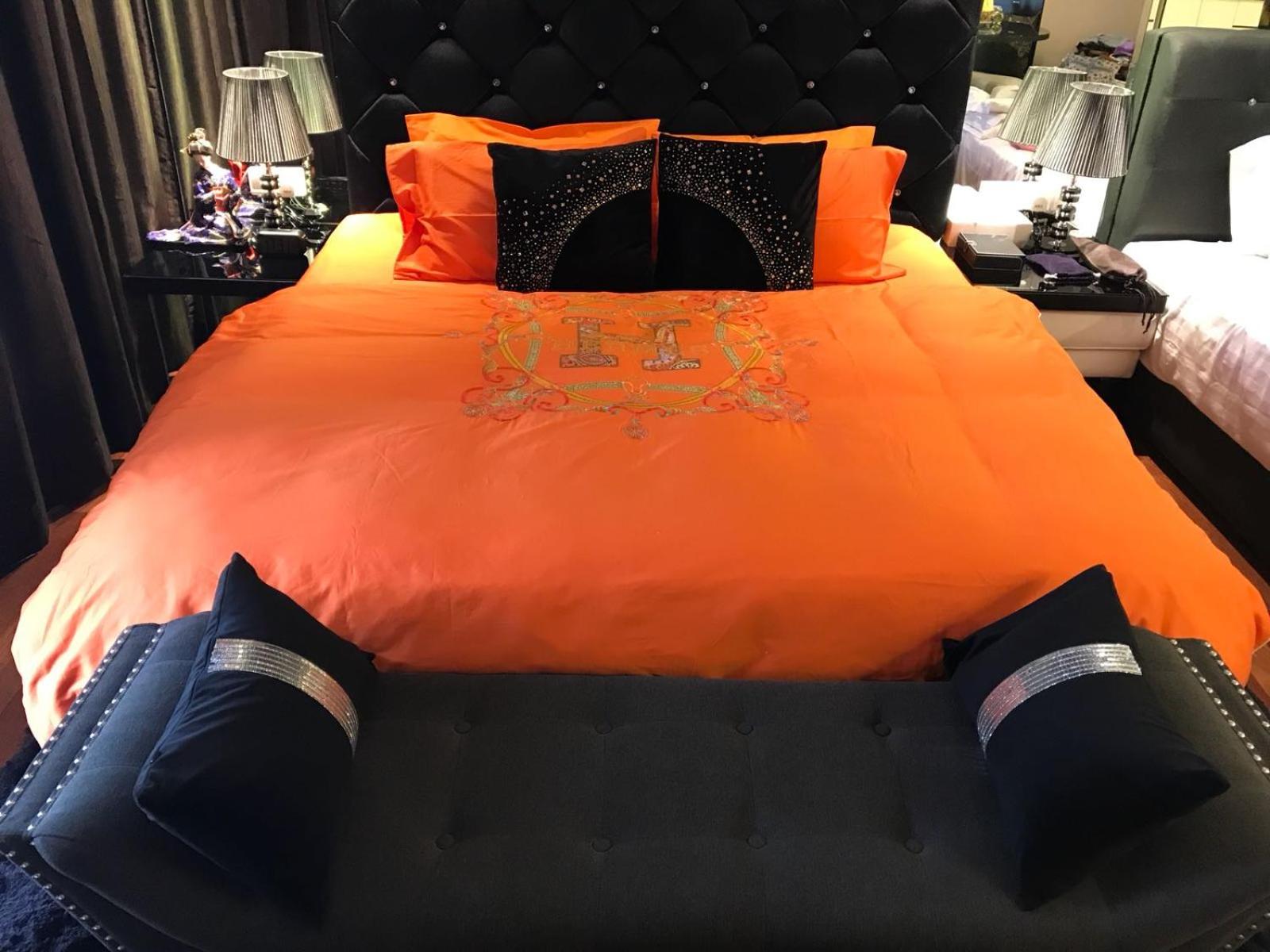 King Suite with Balcony photo 2