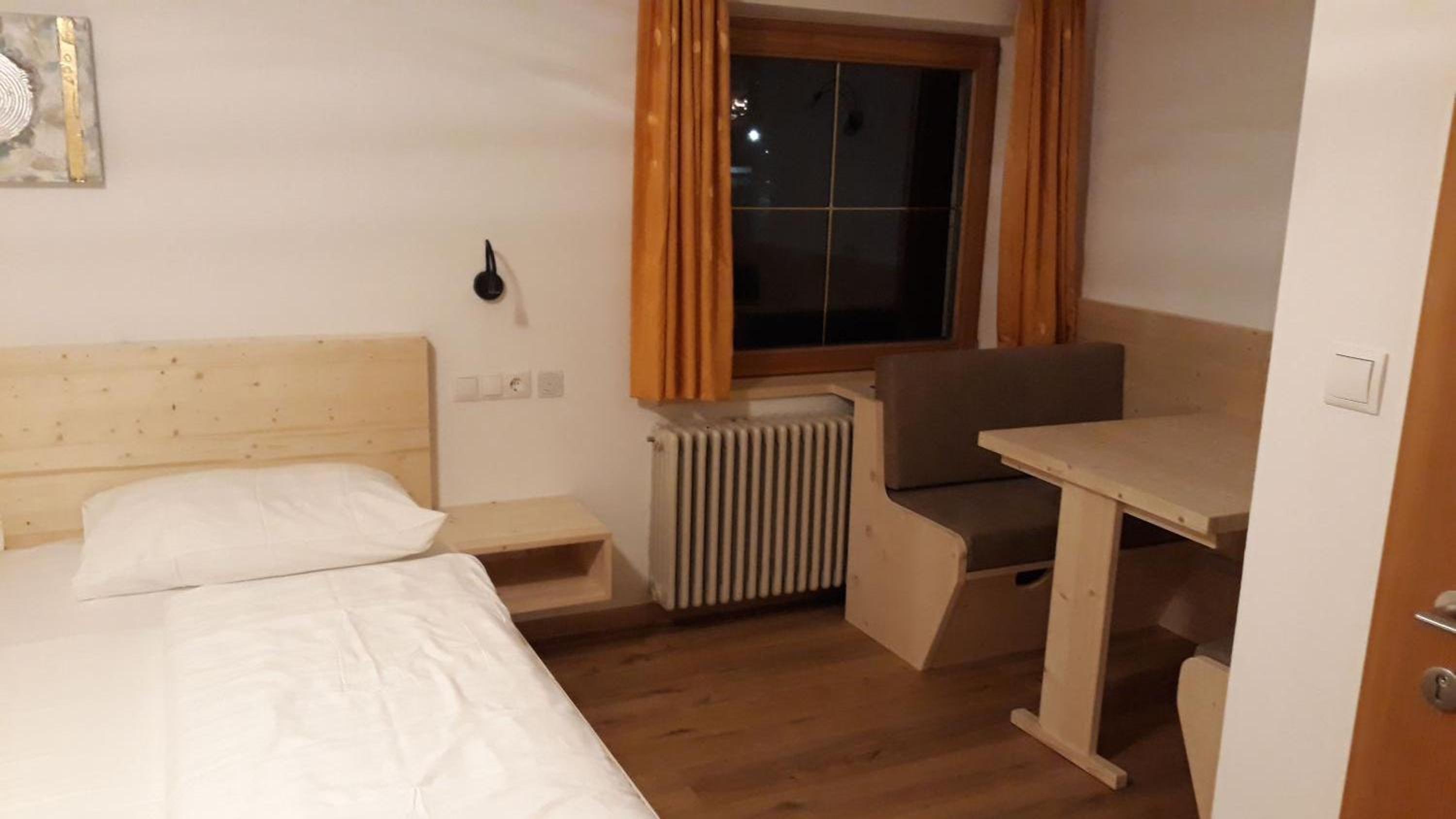 Budget Triple Room photo 2