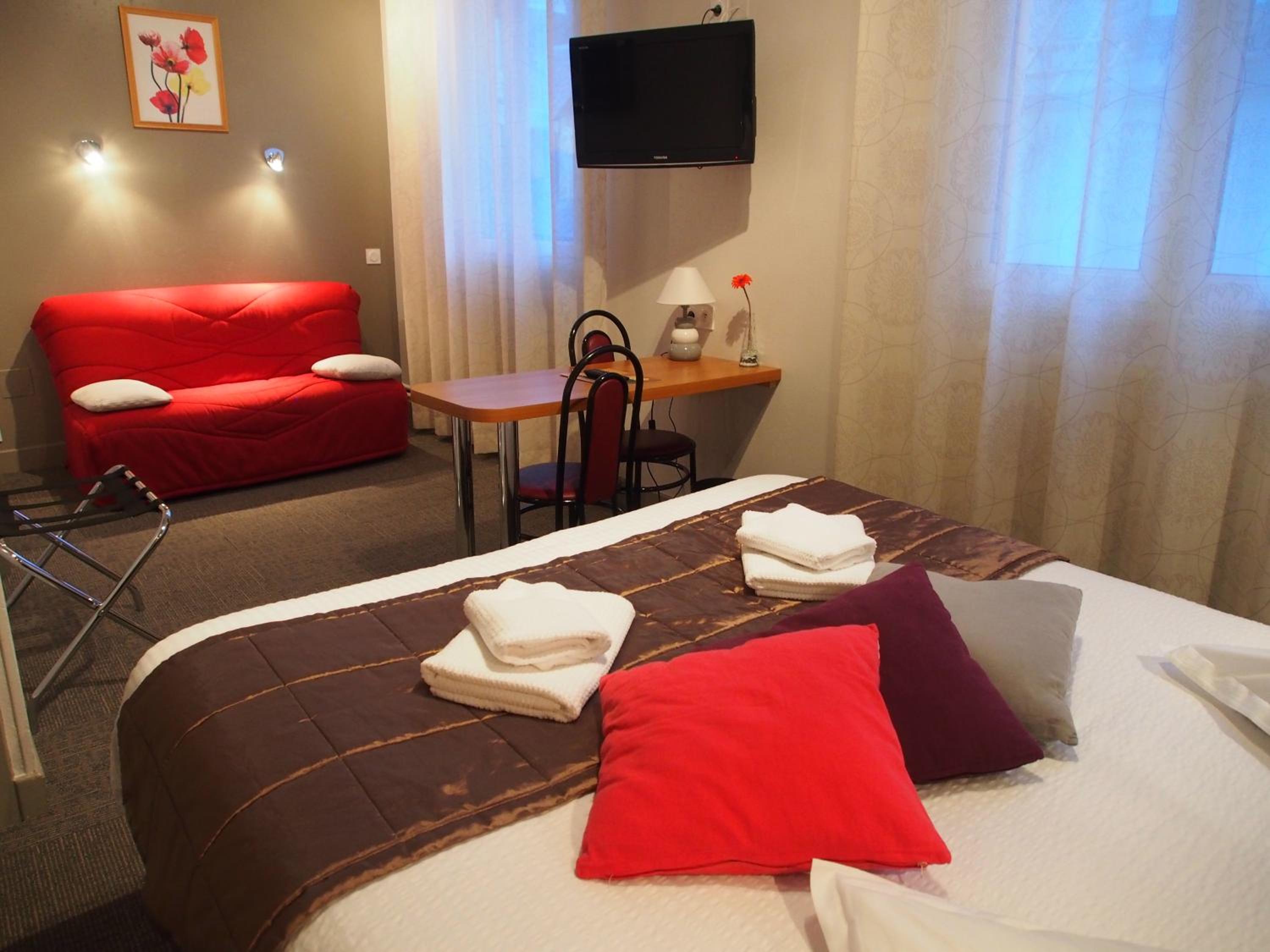 Standard Double Room - Photo 4