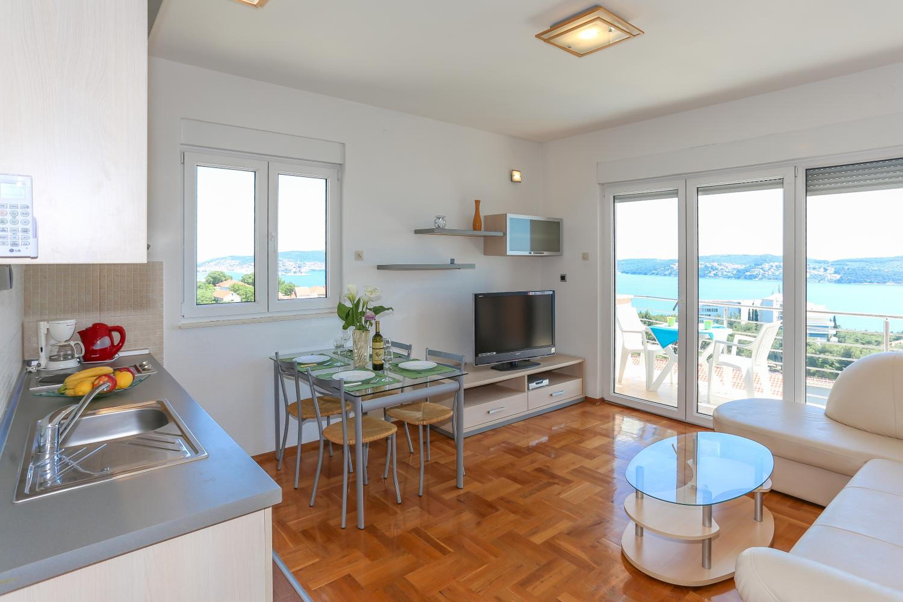 One-Bedroom Apartment (2 - 4 Adults)