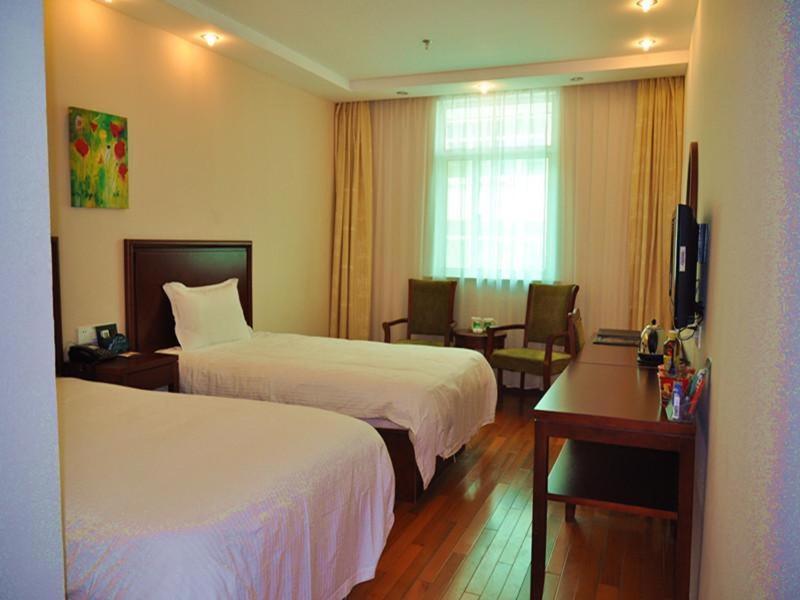 Standard Twin Room photo 1