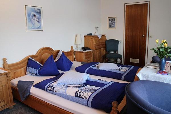 Double Room with Balcony photo 2