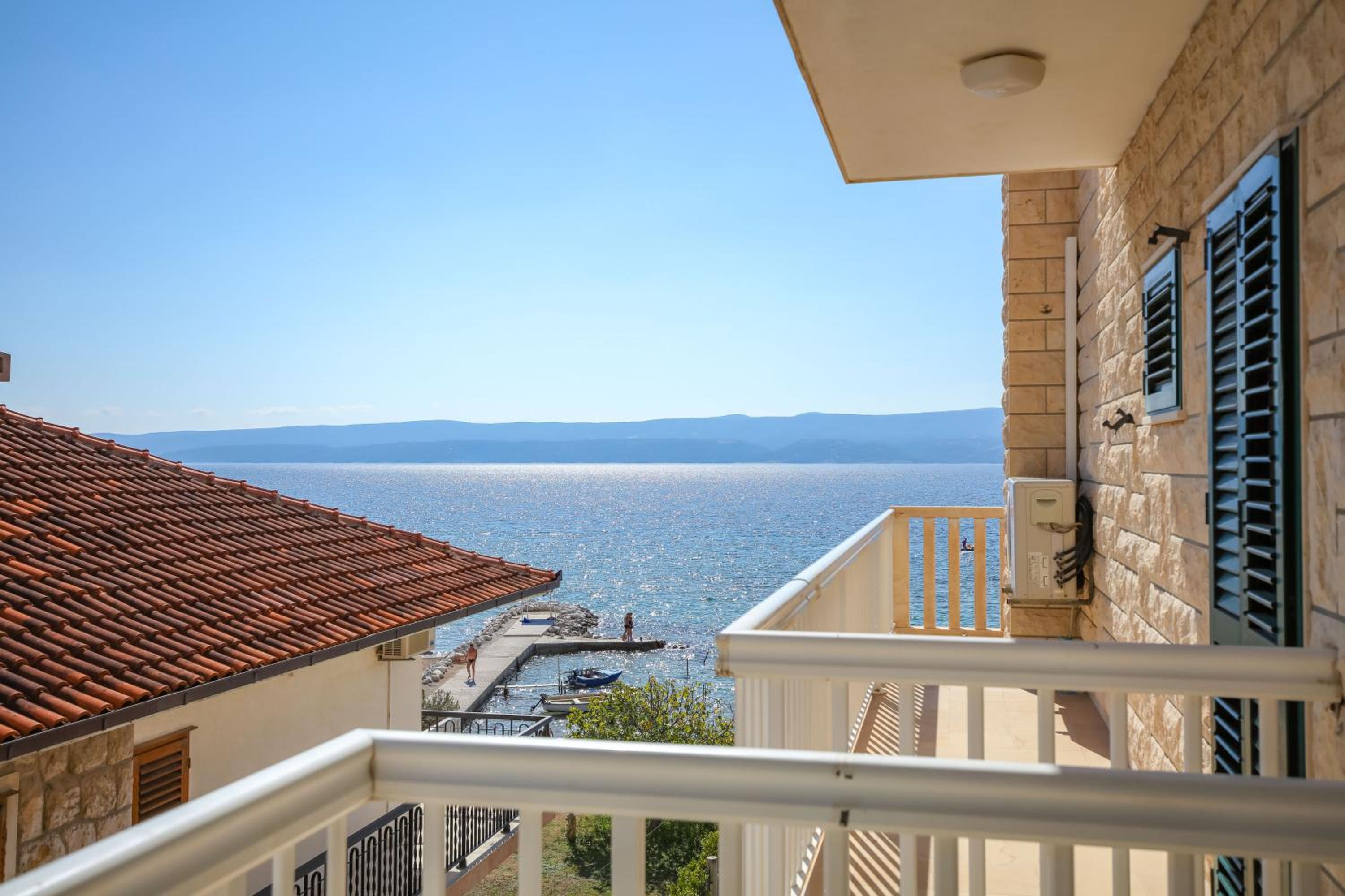Studio with Balcony and Sea View photo 3