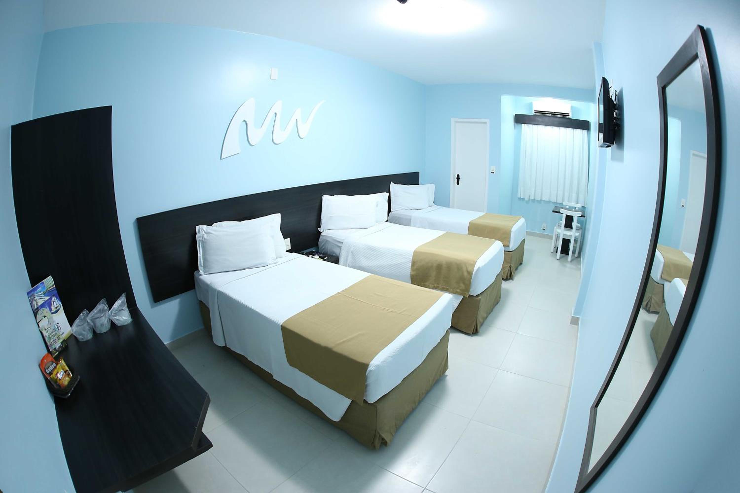 Triple Room with Three Single Beds - Photo 1
